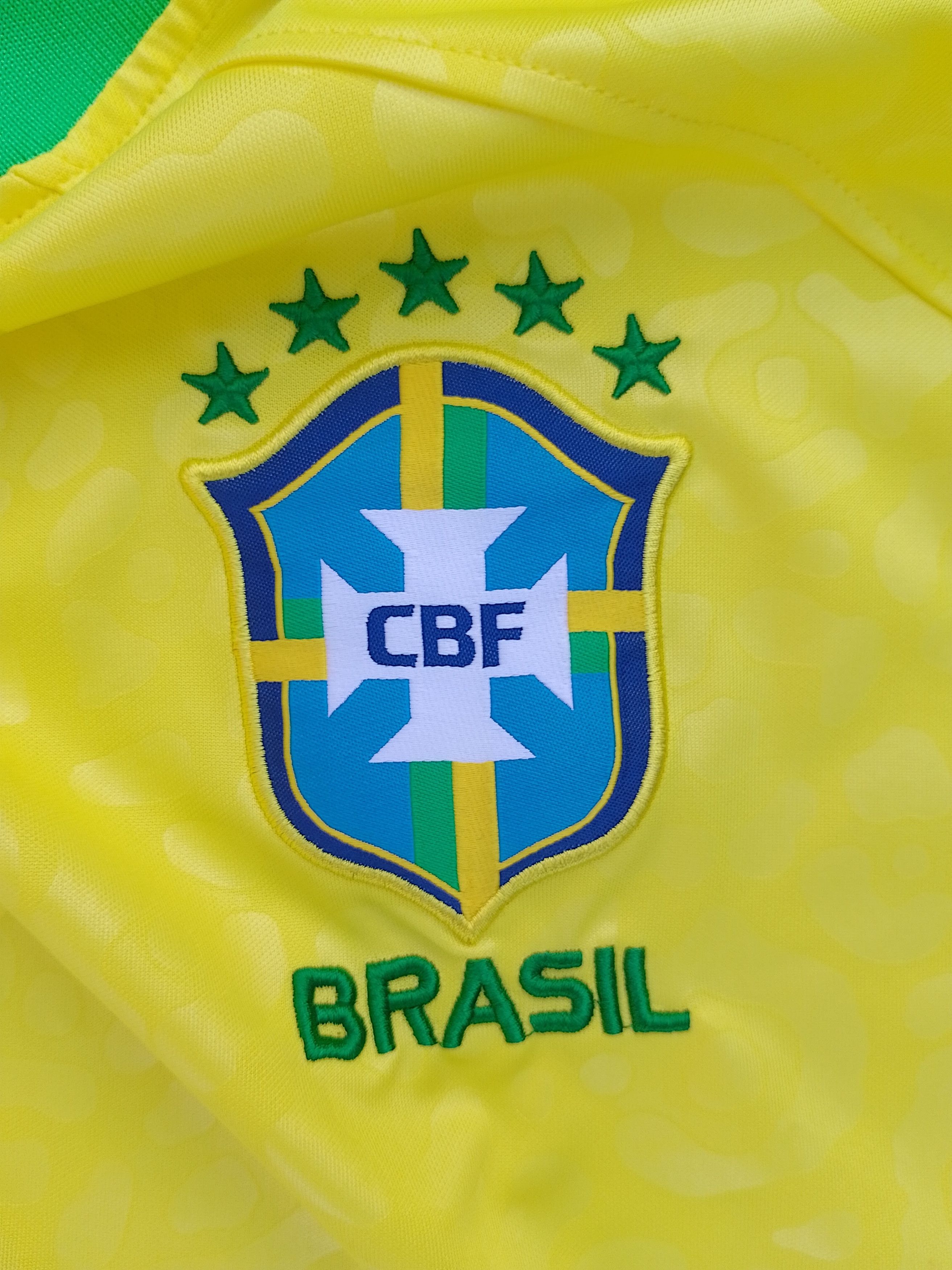 Nike Brazil Jersey 2022 World Cup Official Original Size US M / EU 48-50 / 2 - 7 Thumbnail