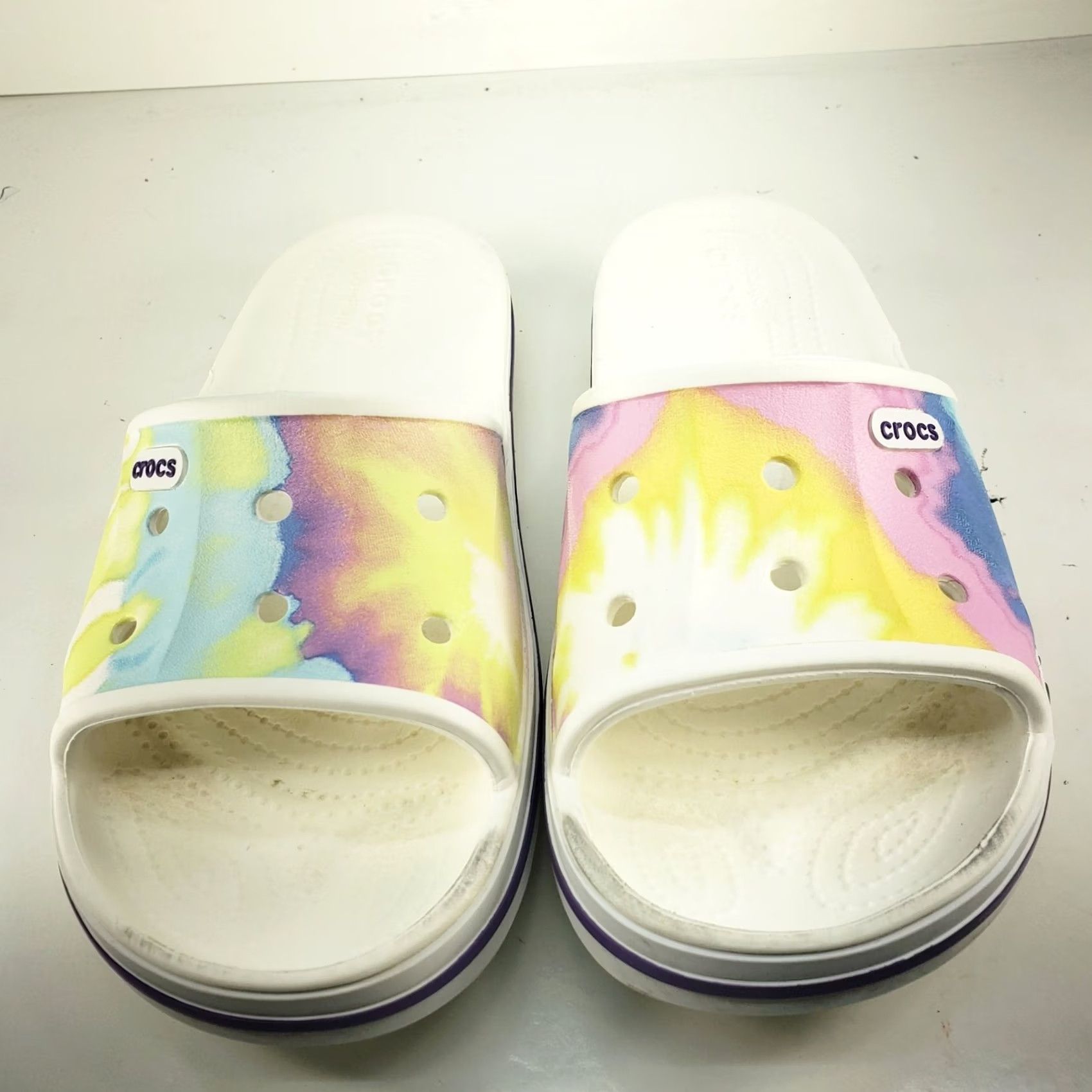 Crocs Crocs Classic Multicolor Crocband Slide Sandals White M5/W7 Women Crocs Classic Multicolor on White Slide Casual Summer Standard Slip On Womens Shoes Size US 7 / IT 37 - 3 Thumbnail