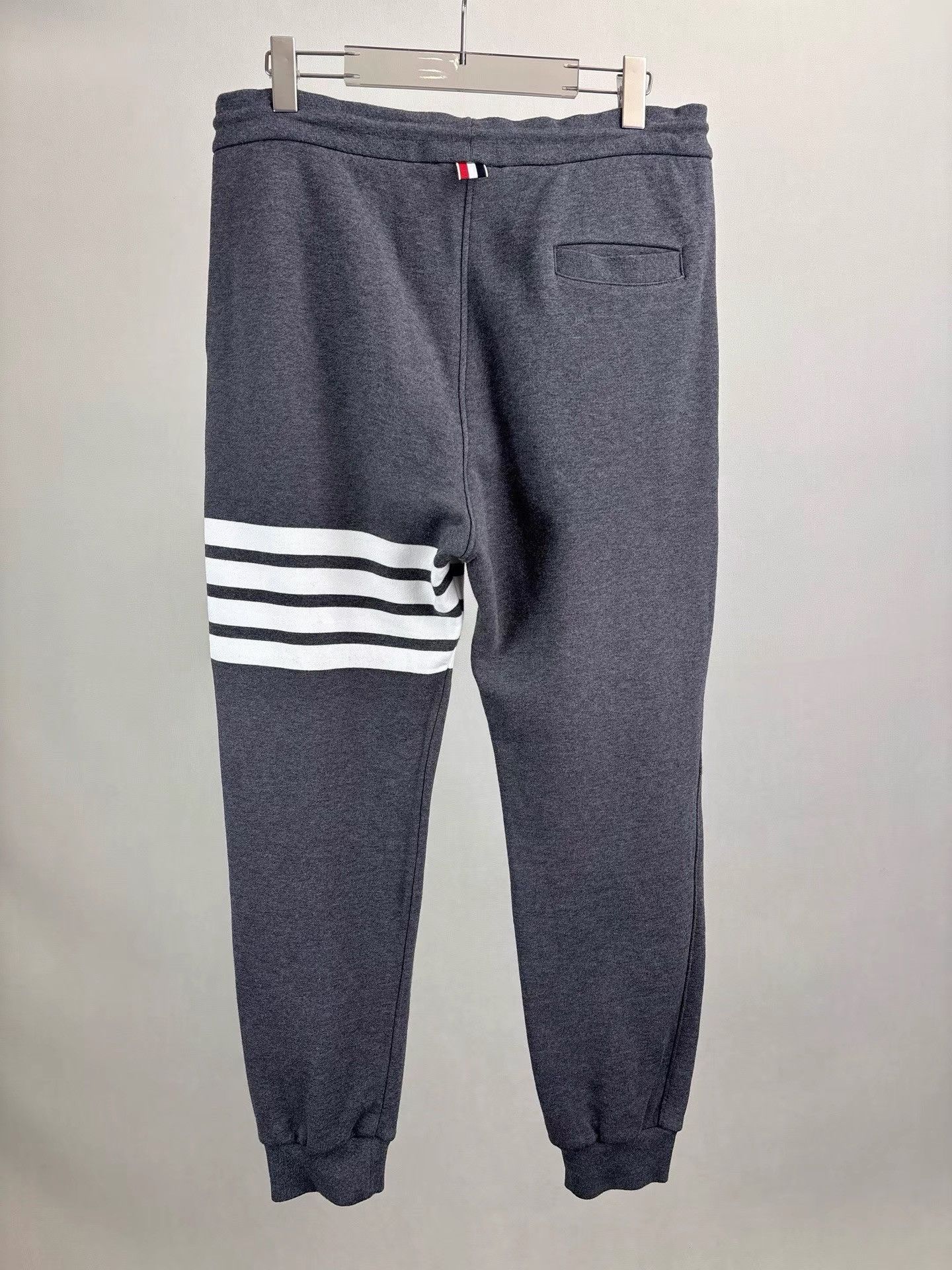 Thom Browne THOM BROWNE Four-Bar Grey Sweatpants K1 Size US 35 - 2 Thumbnail