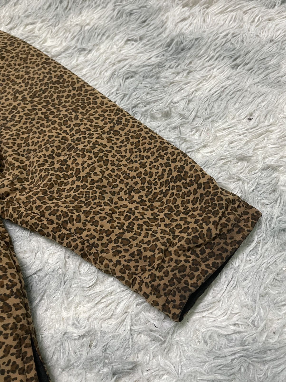Bottega Veneta 90s BOTTEGA VENETA LEOPARD REVERSIBLE JACKET Size US M / EU 48-50 / 2 - 12 Thumbnail