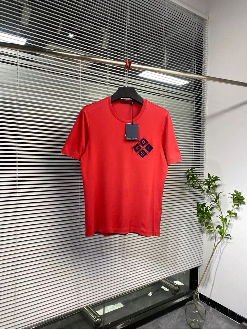 Louis Vuitton LOUIS VUITTON Three-flower embroidered logo short sleeves 2 Size US L / EU 52-54 / 3 - 1 Thumbnail