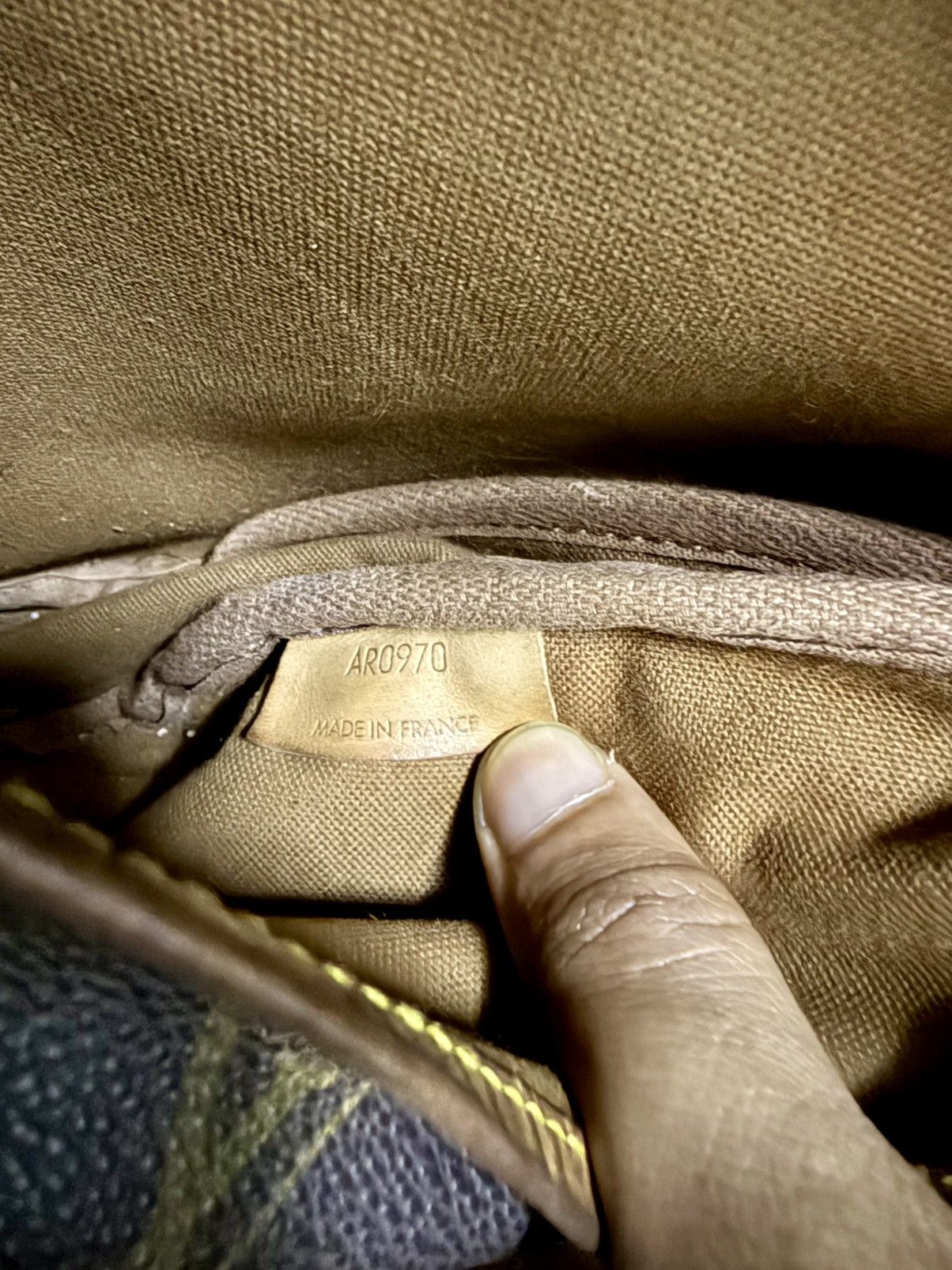Louis Vuitton Louis Vuitton Monogram Saumur 30 shoulder bag Size ONE SIZE - 8 Thumbnail