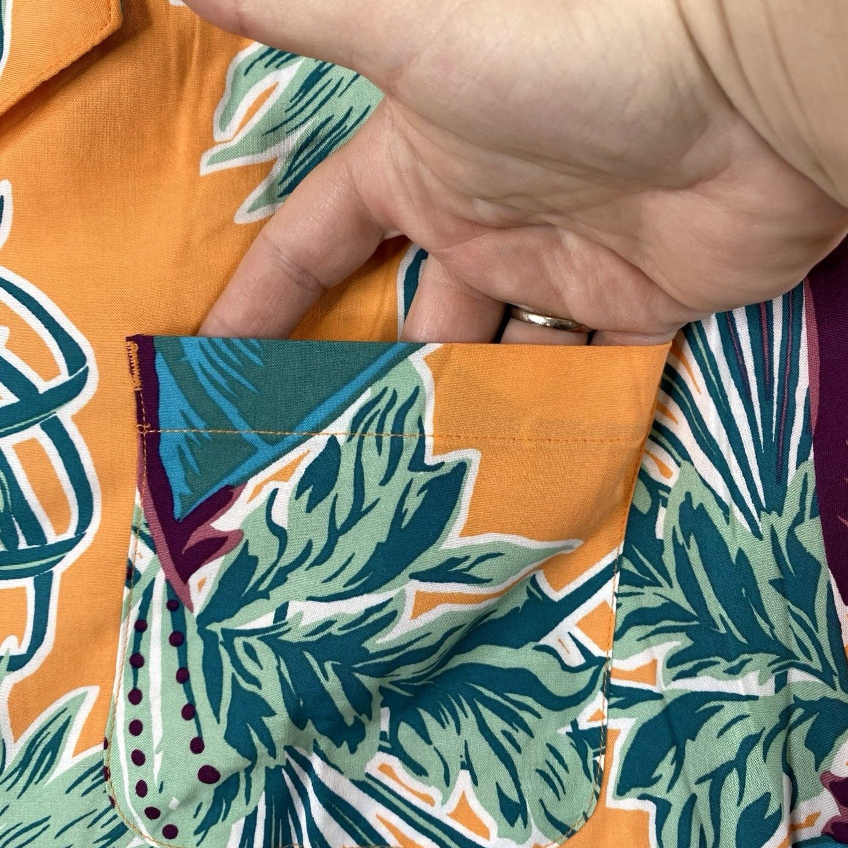 Vintage KS Island Shirt Mens 2XL Orange Hawaiian Floral Short Sleeve Button Up Collared Casual Size US XXL / EU 58 / 5 - 3 Thumbnail