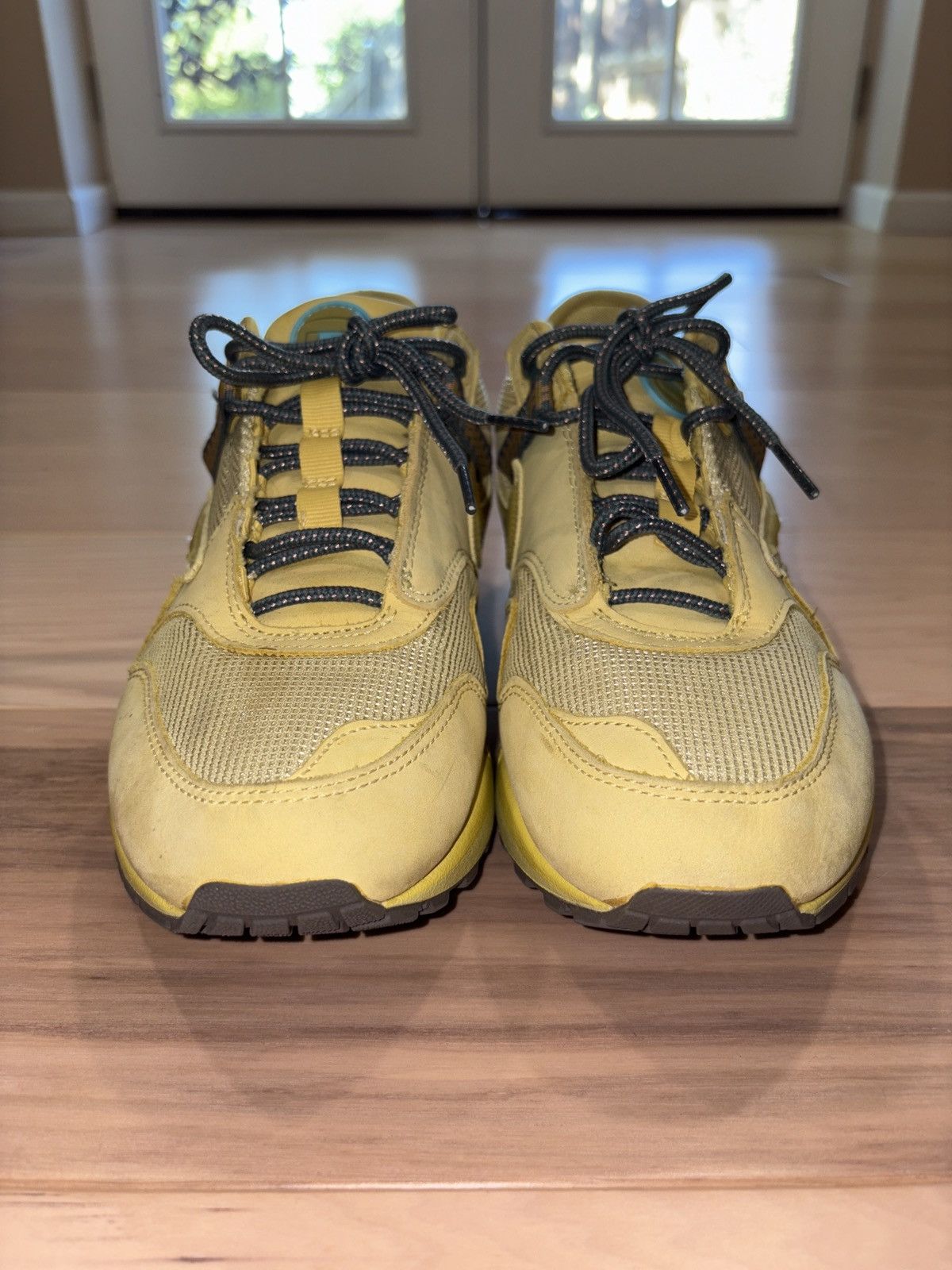 Nike × Travis Scott Nike Travis Scott Gold Saturn Size 10 Size US 10 / EU 43 - 4 Thumbnail