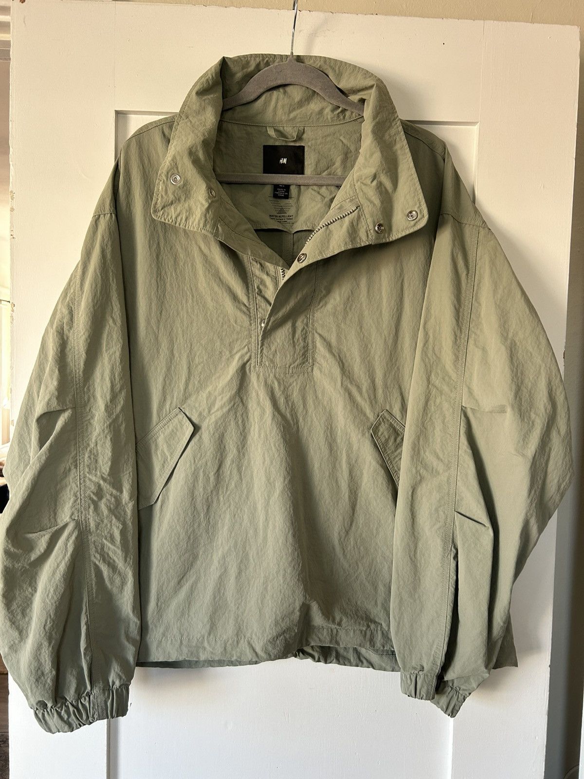 H&M Mens H&M windbreaker pullover jacket Size US L / EU 52-54 / 3 - 1 Thumbnail