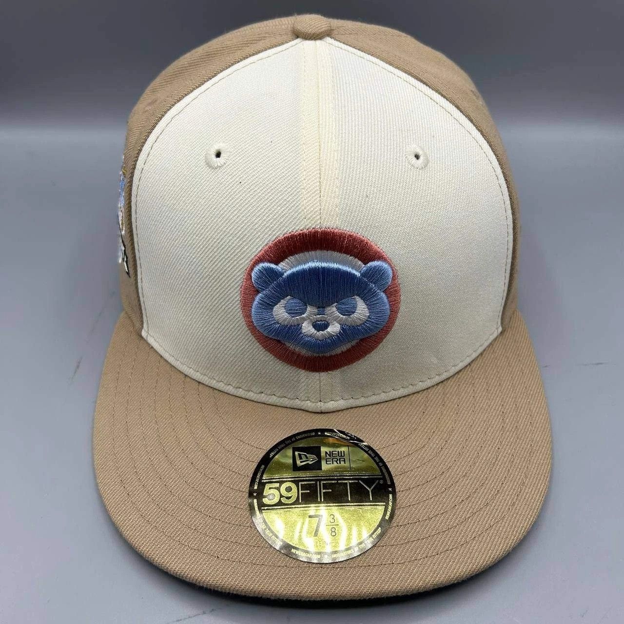 New Era Chicago Cubs Hat Men 7 3/8 Beige White MLB Fitted Cap Size ONE SIZE - 1 Thumbnail