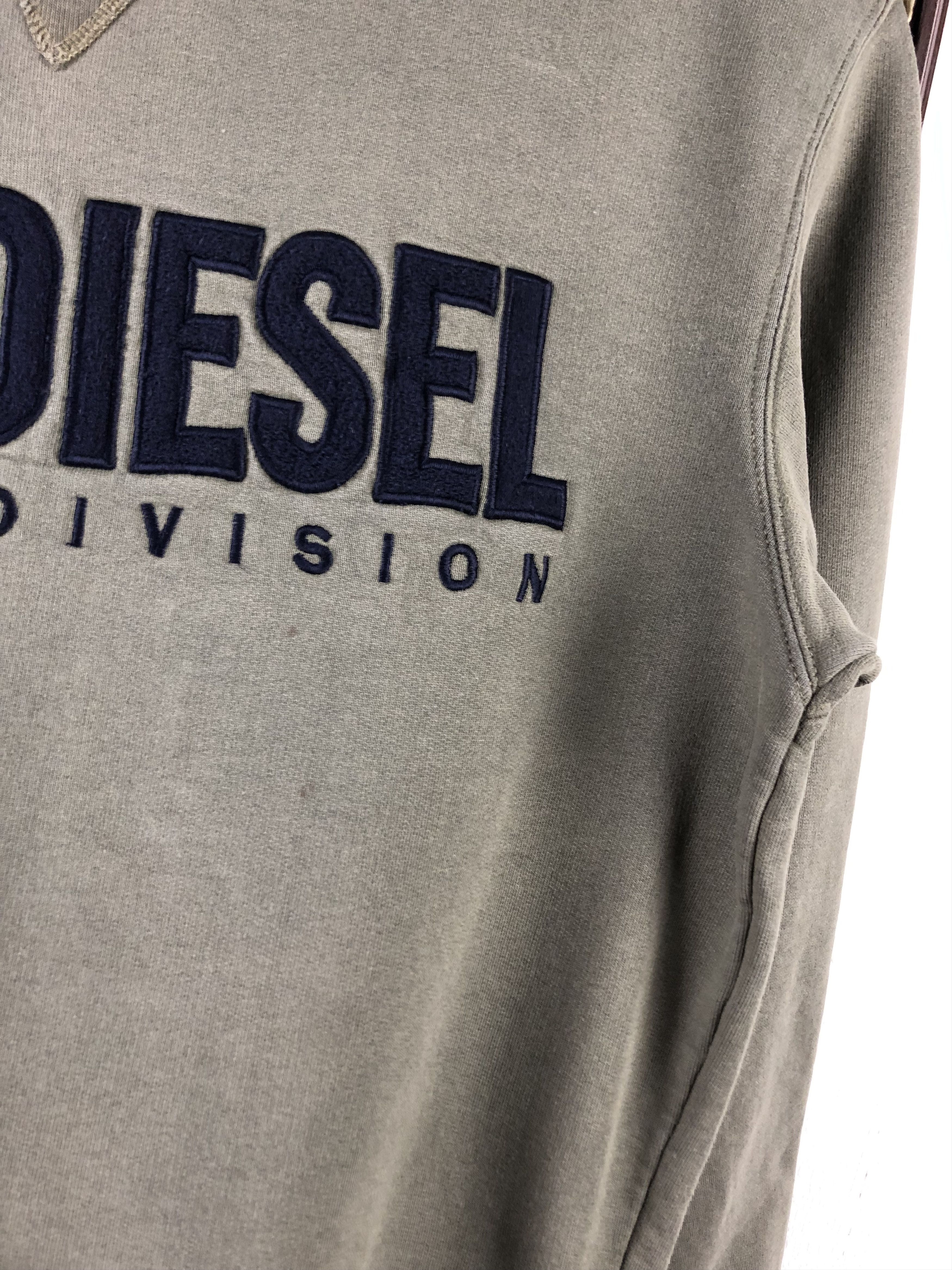 Diesel Vintage Archival Avant Garde Diesel Big Sweatshirt Crewneck Size US M / EU 48-50 / 2 - 4 Thumbnail