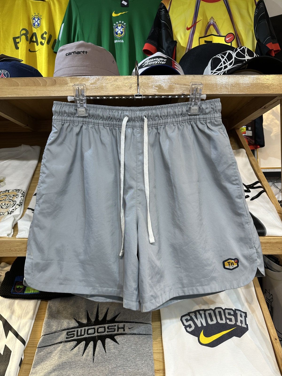 Nike Nike Tuned Air Shorts Pants Size US 30 / EU 46 - 1 Thumbnail