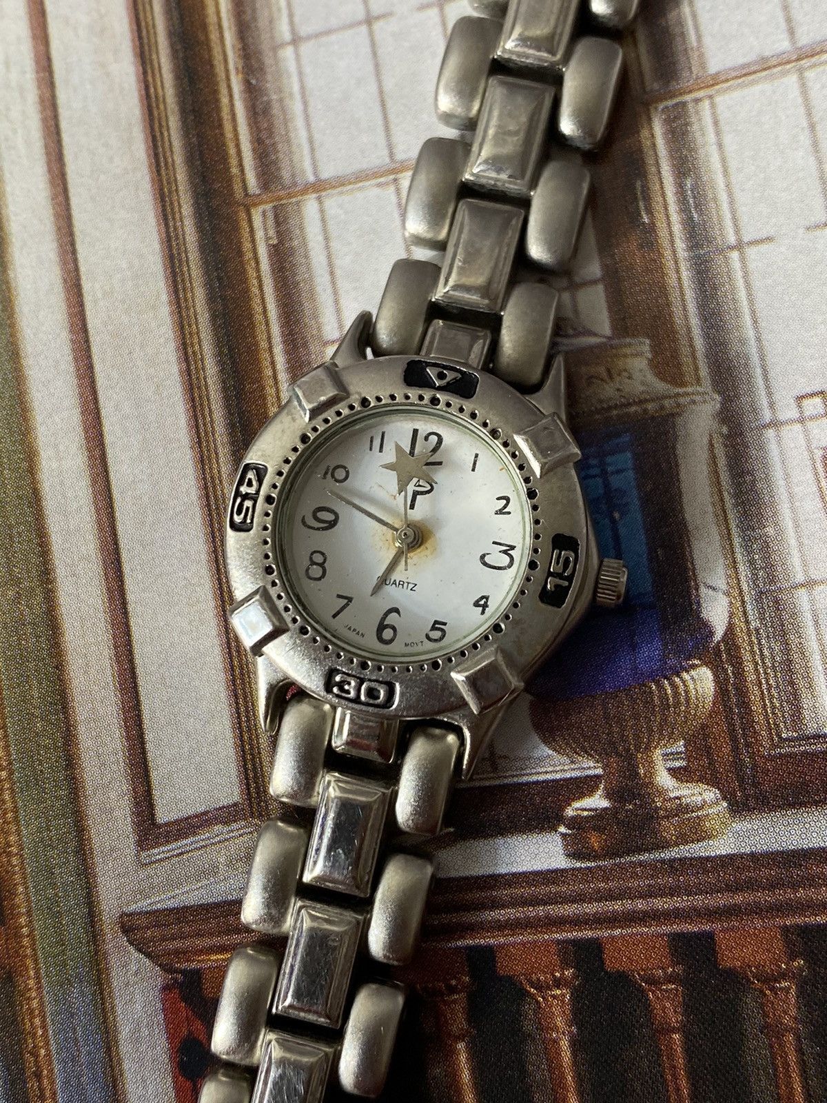 Jewelry Vintage P Quartz Star Japan Retro Watch Size ONE SIZE - 11 Thumbnail