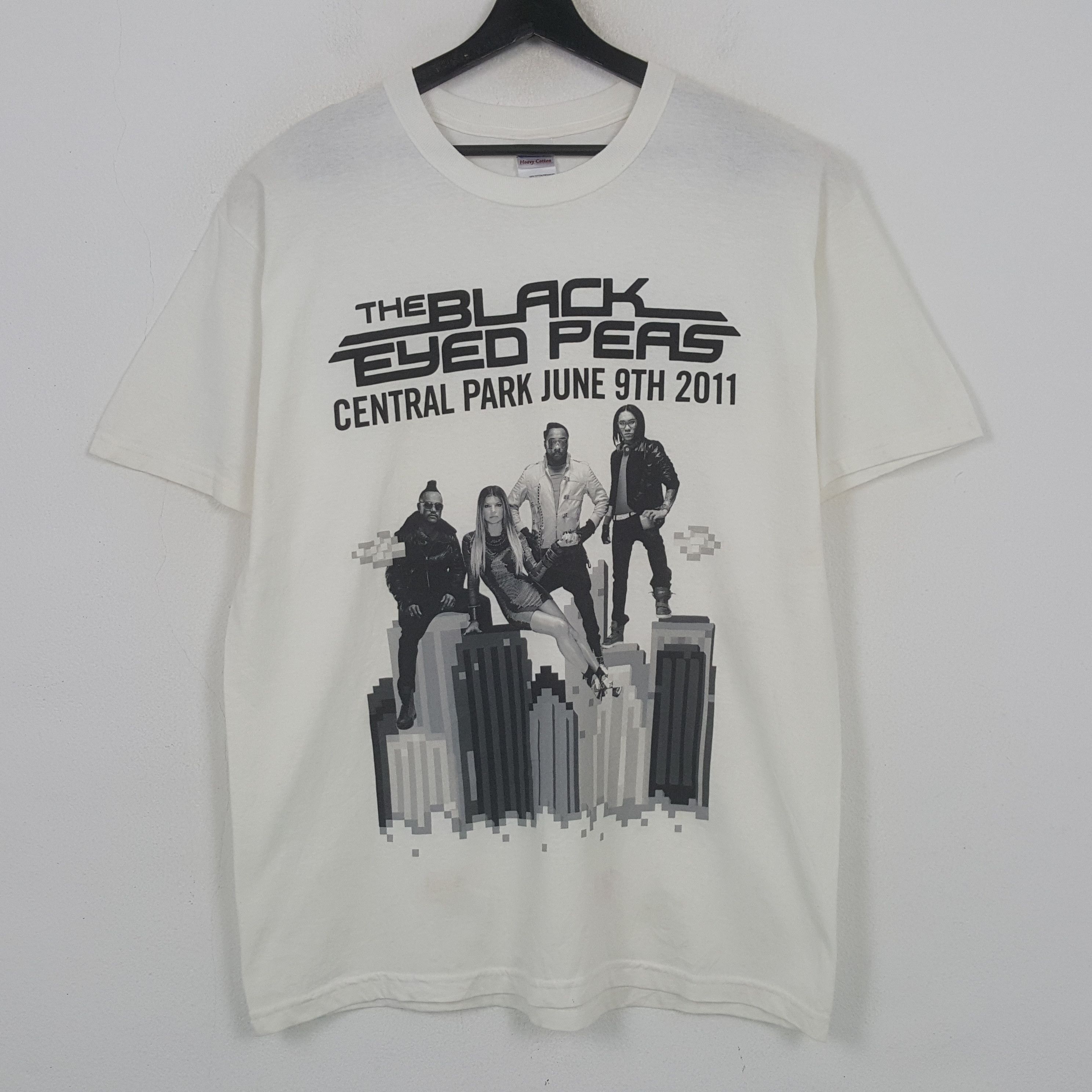 Band Tees They Black Eyed Peas Singer Music Tour Tshirt RR1 Size US L / EU 52-54 / 3 - 1 Thumbnail