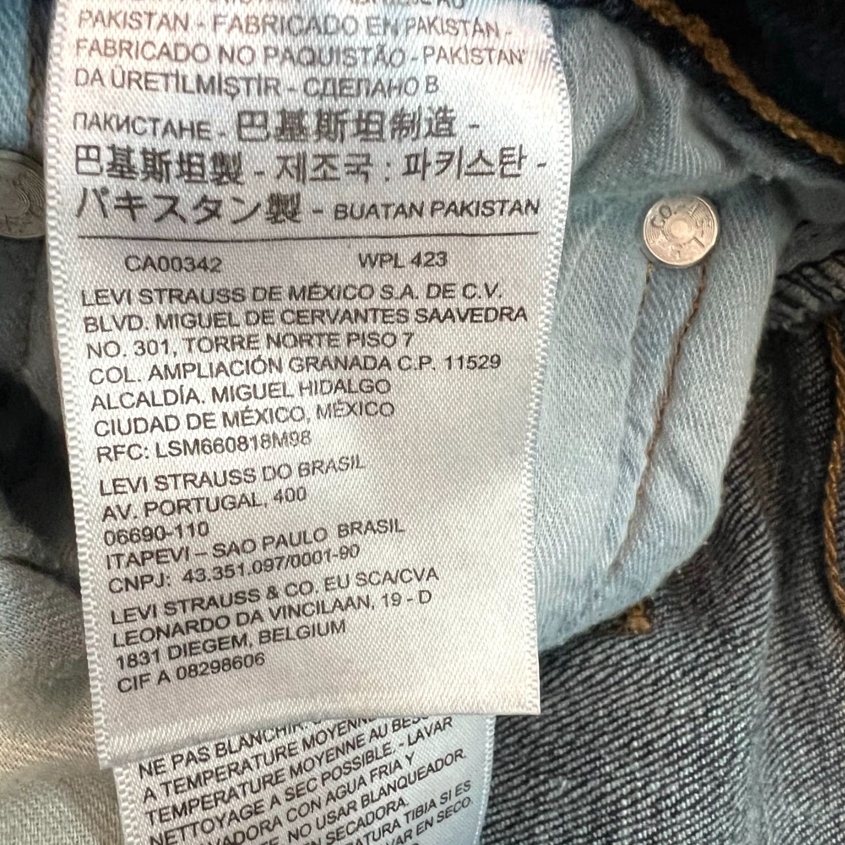 Levi's Levi's 505 Classic Regular Straight Jeans Men's Size 40 Blue Dark Wash 40X32 Size US 40 / EU 56 - 7 Thumbnail