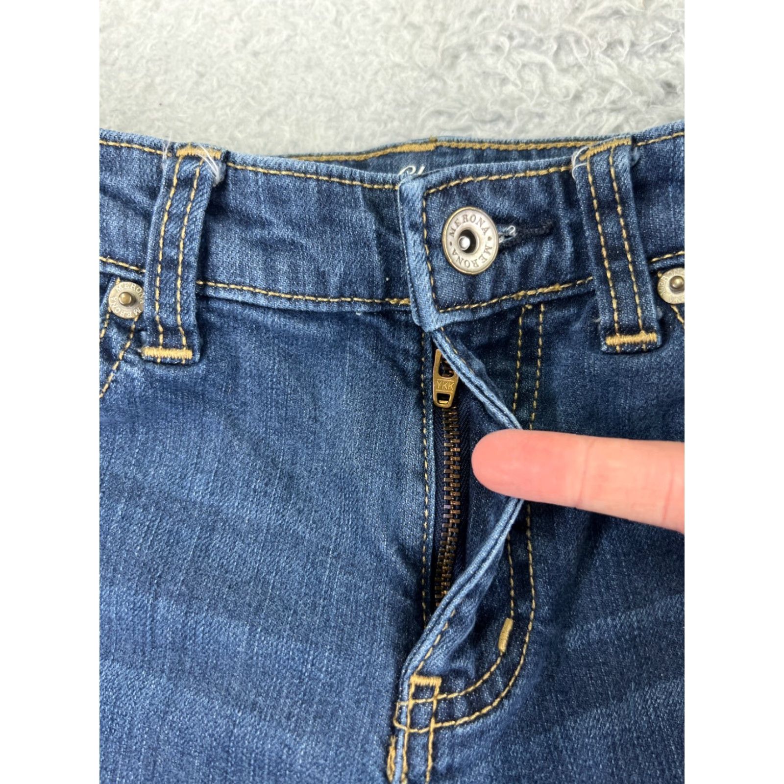 Merona VINTAGE Merona Pants Womens 4 Blue Denim Jeans Low Rise Bootcut Cotton Blend Jeans Size 27" / US 4 / IT 40 - 5 Thumbnail