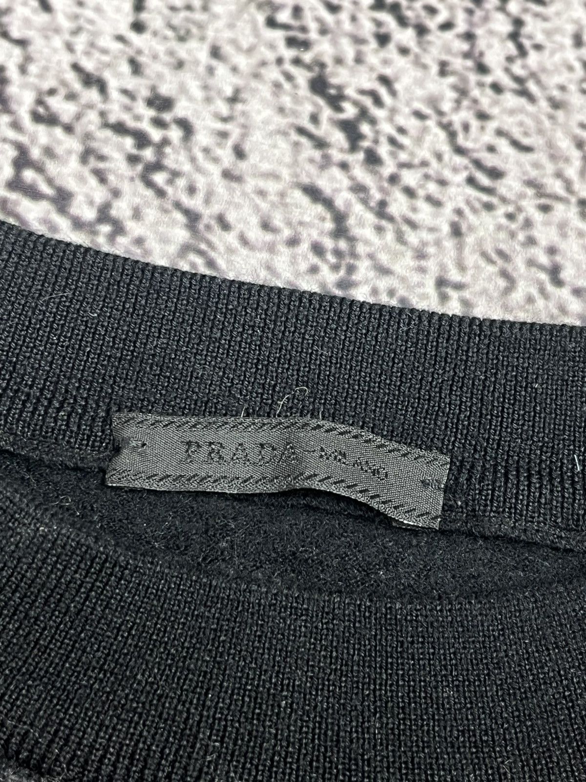 Prada Vintage Prada Wool Check Crew Neck Sweater Size M / US 6-8 / IT 42-44 - 5 Thumbnail