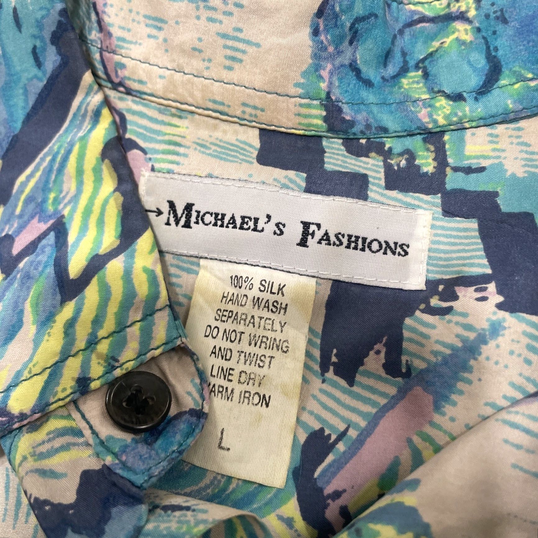 Vintage VINTAGE Michael's Fashions Hawaiian Silk Shirt Men L Turquoise Blue Green Geometric ShirtMens L, Turquoise Blue Green, Silk, Button-Up, Short Sleeve Size US L / EU 52-54 / 3 - 6 Thumbnail
