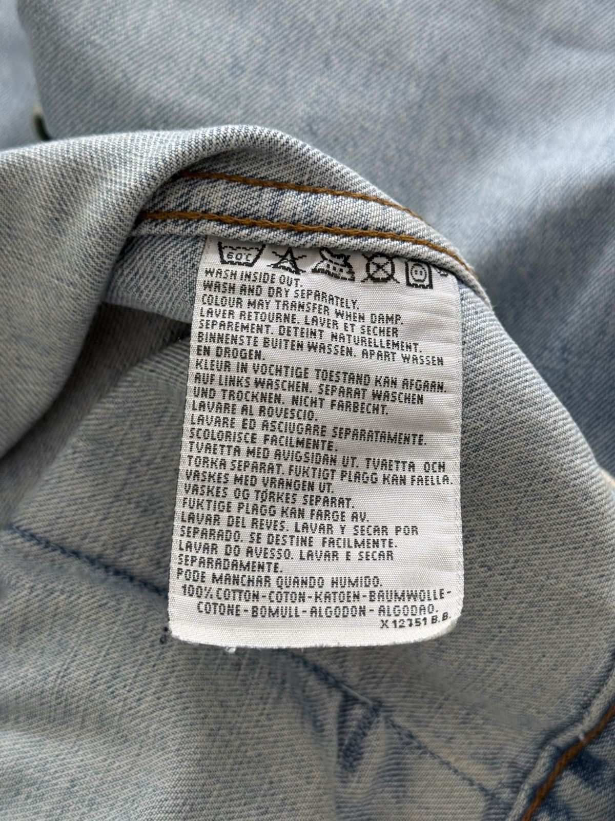 Levi's Vintage 90s Levi’s Faded Denim Jacket Size US XL / EU 56 / 4 - 12 Thumbnail