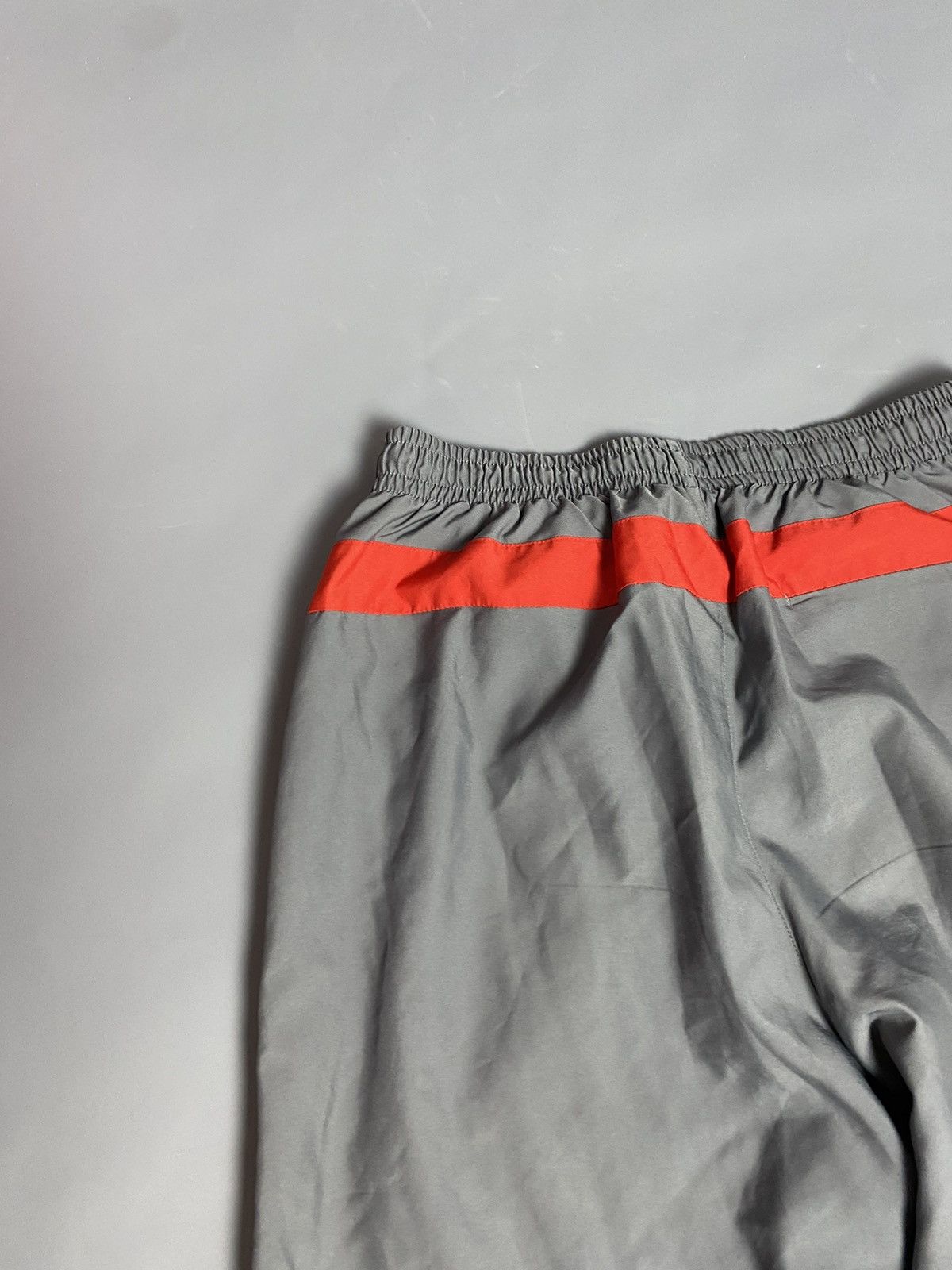 Vintage Vintage Nike MMIV 04 Gray Nylon Polyester Track Pants Size L Size US 36 / EU 52 - 15 Thumbnail