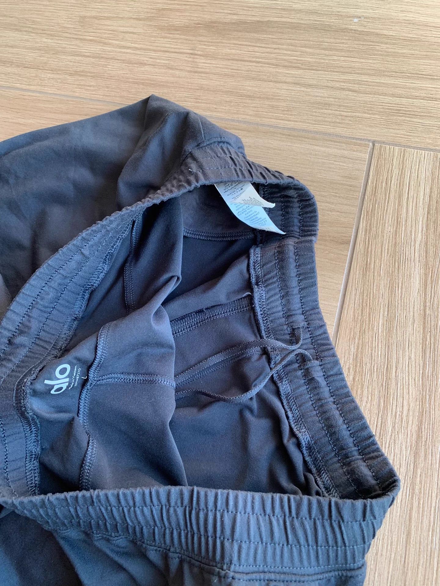 Unknown London Alo Conquer React Performance Pants Black Grey L Like New Size 28" / US 6 / IT 42 - 5 Thumbnail