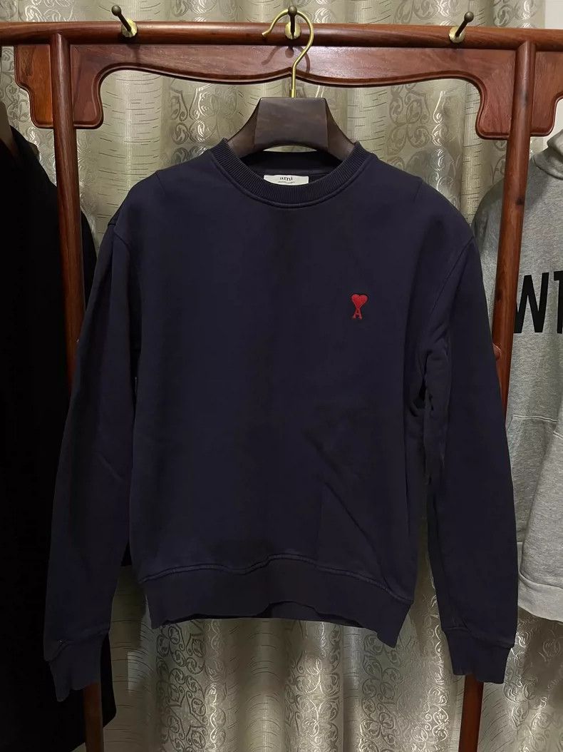 AMI Ami Paris Dark Blue Sweatshirt with Heart Logo Size US S / EU 44-46 / 1 - 1 Thumbnail