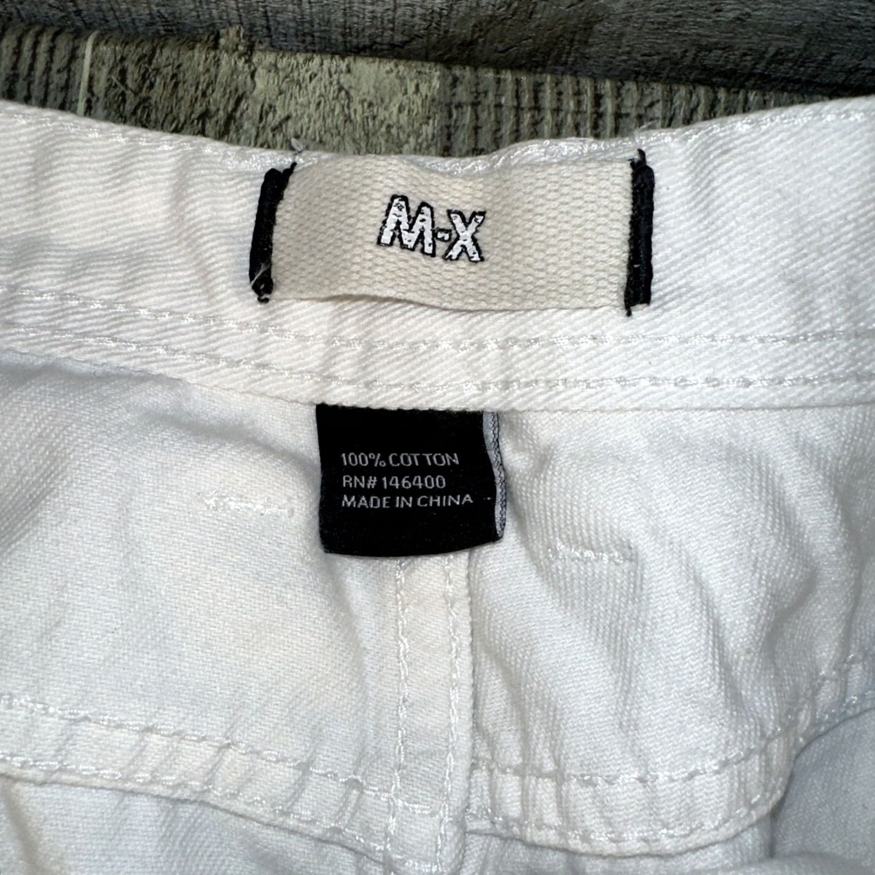Changes VINTAGE MX Men White Bermuda Jeans Shorts 90s Y2K Baggy Waist 40 Mens Size US 40 / EU 56 - 2 Thumbnail