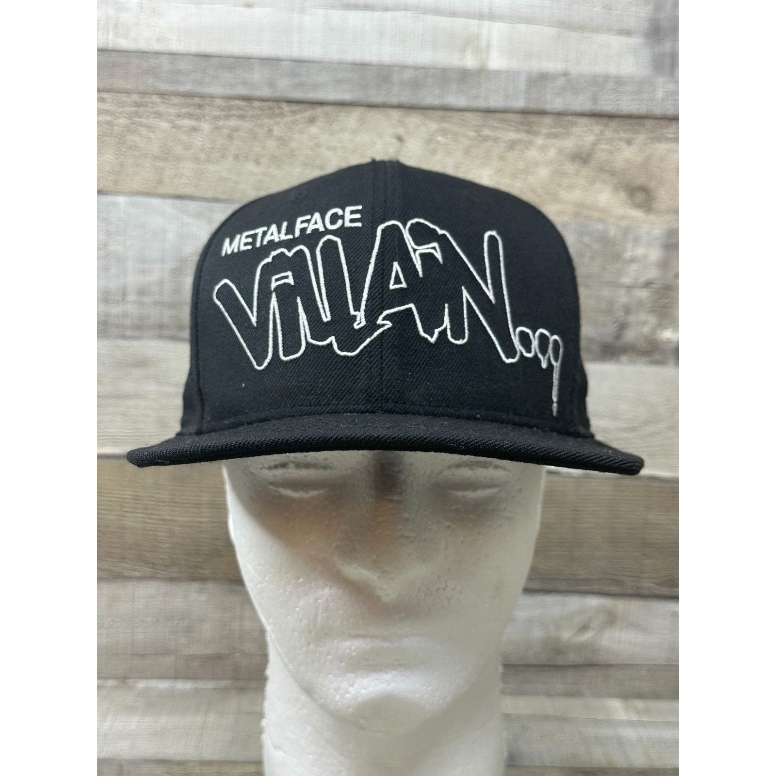 New Era Doom Metal Face Villain New Era Snapback 9Fifty 100% Wool Size ONE SIZE - 1 Thumbnail
