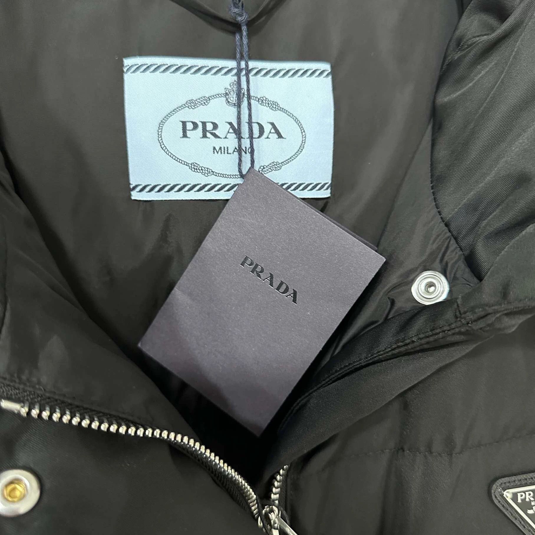 Prada PRADA 25FW triangle logo waist bag cinched down jacket 38 Size XS / US 0-2 / IT 36-38 - 7 Thumbnail