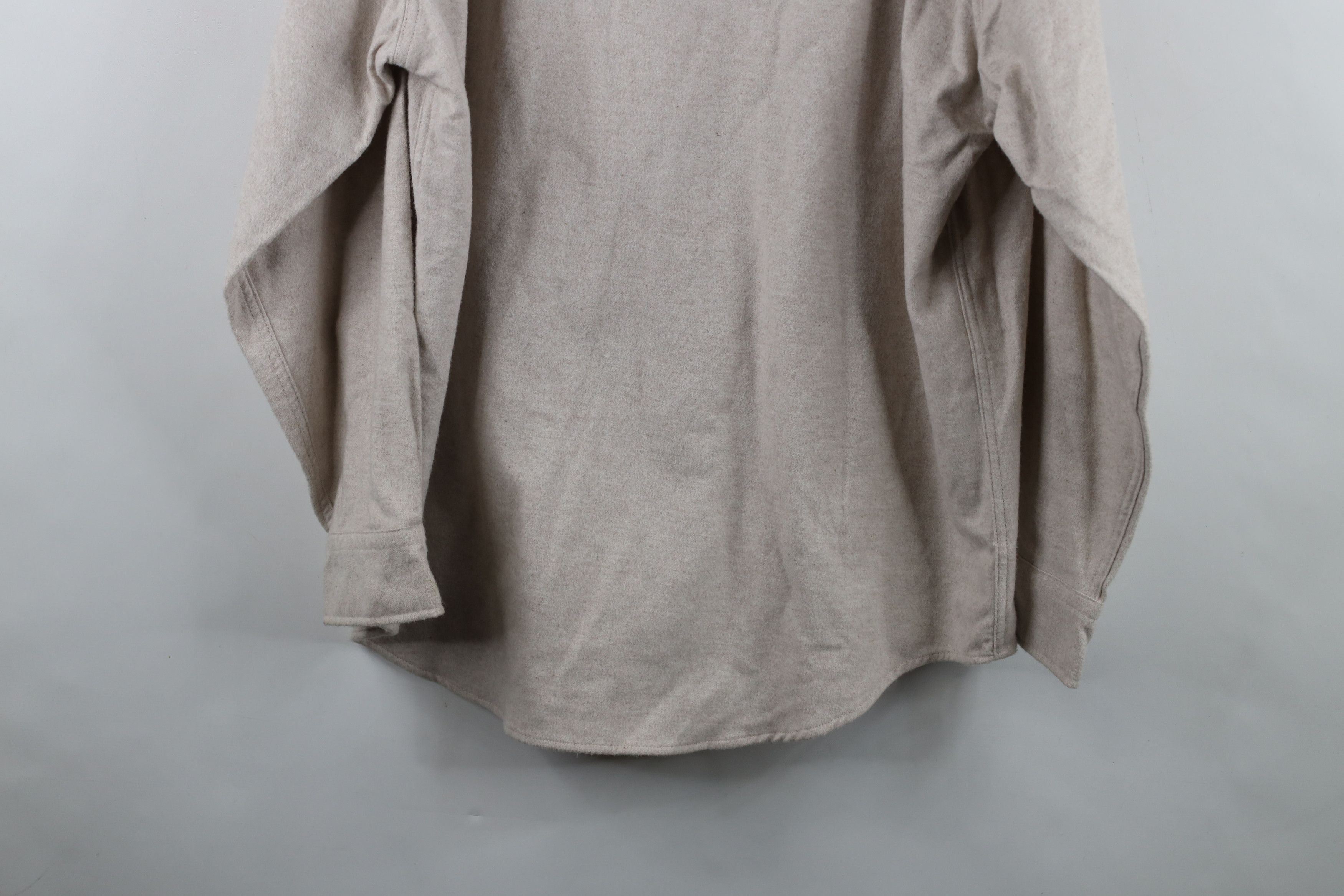 Vintage Vintage 90s Streetwear Chamois Cloth Button Shirt Beige Size US L / EU 52-54 / 3 - 14 Thumbnail
