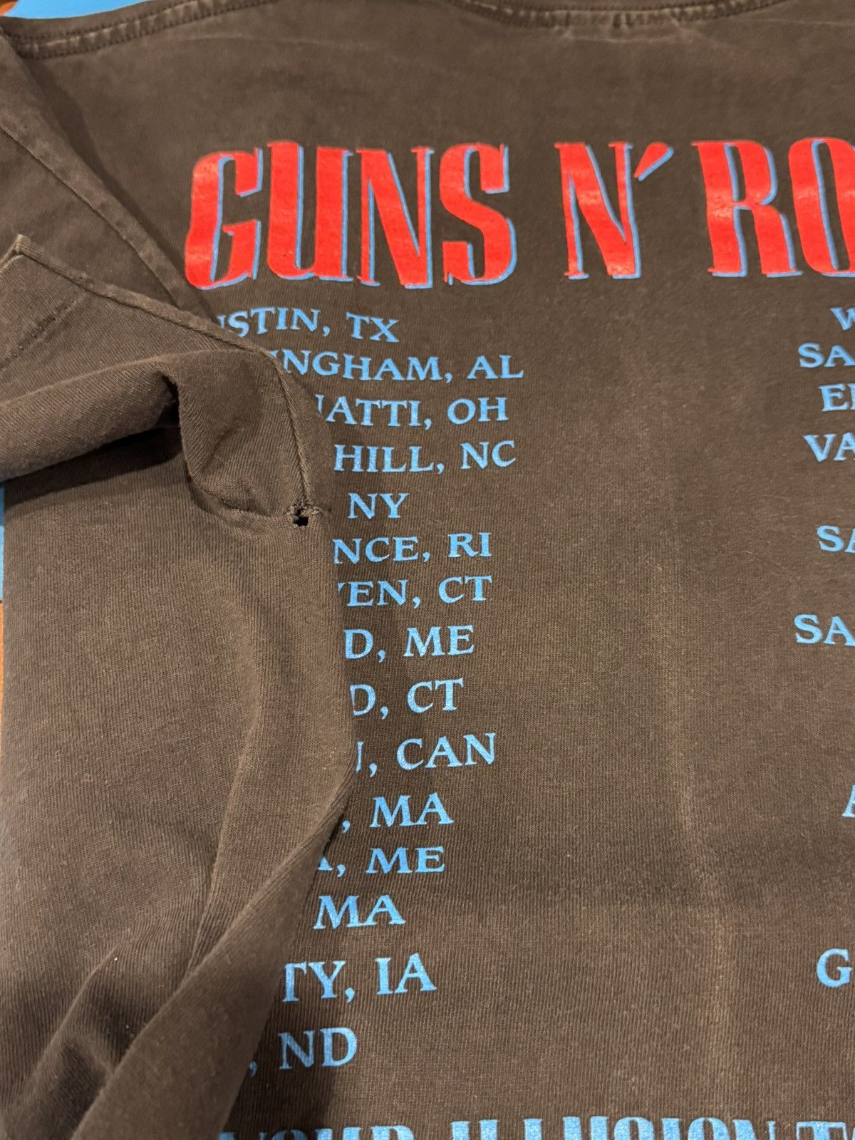 Guns N' Roses Vintage 92 Guns N’ Roses Use Your Illusion Tour Tee Brockum Size US XL / EU 56 / 4 - 10 Thumbnail