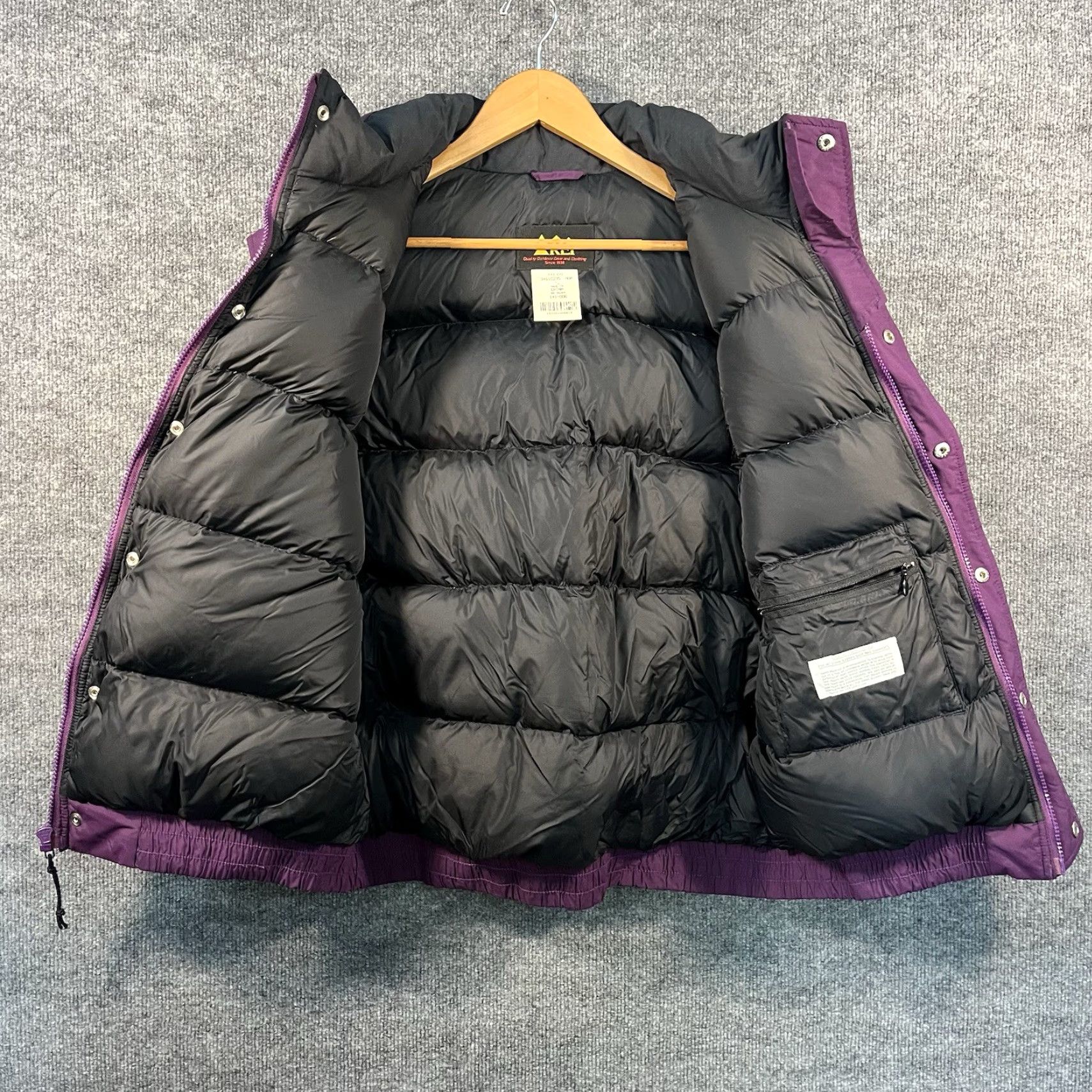 Vintage VINTAGE REI Down Puffer Vest Full Zip Mens XL Burgundy Vest Puffer Full Zip Burgundy REI Men XL Vintage Down Vest Size US XL / EU 56 / 4 - 5 Thumbnail