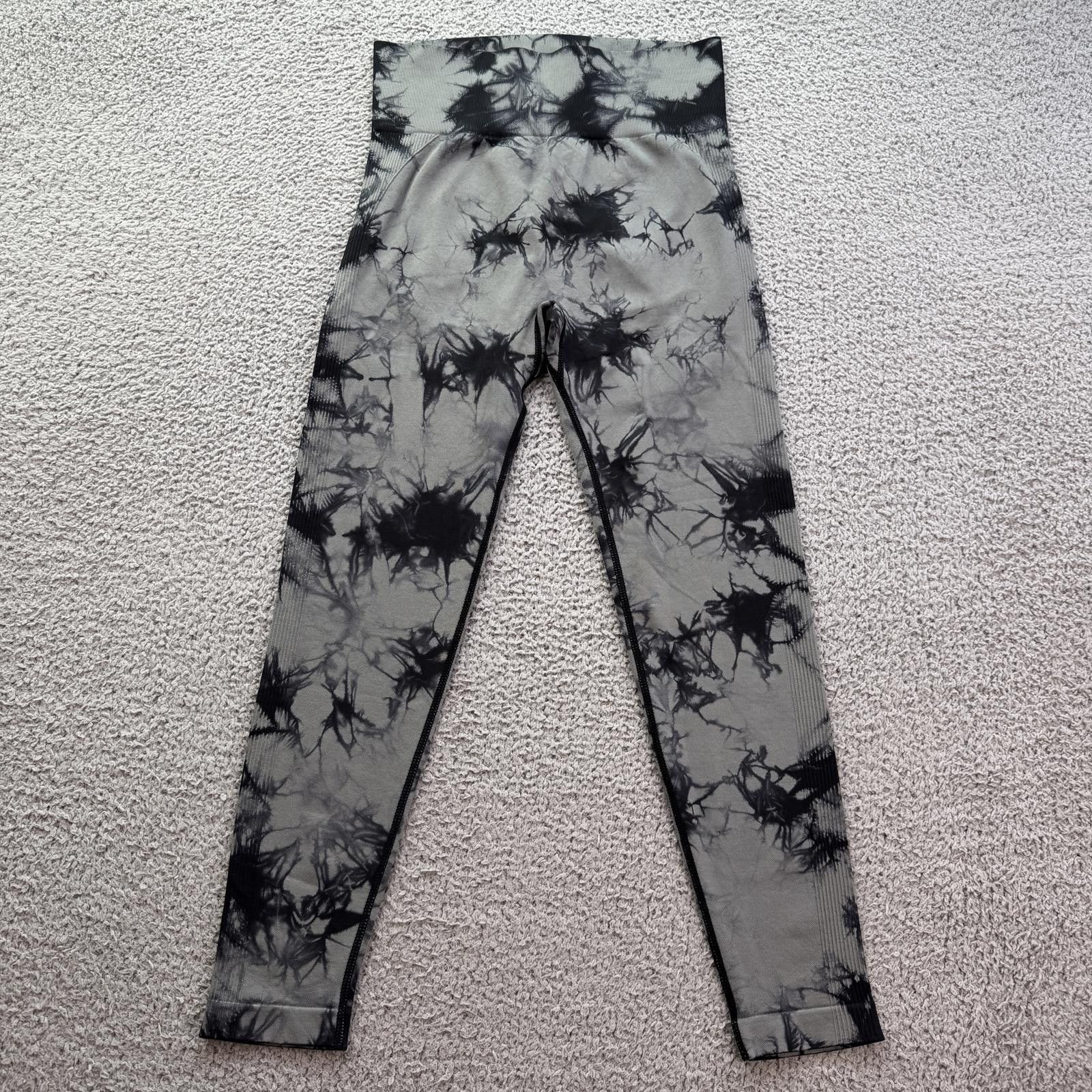 Other Leggings Womens Black Tie Dye High Waist M Seamless Scrunch Size 32" / US 10 / IT 46 - 1 Thumbnail