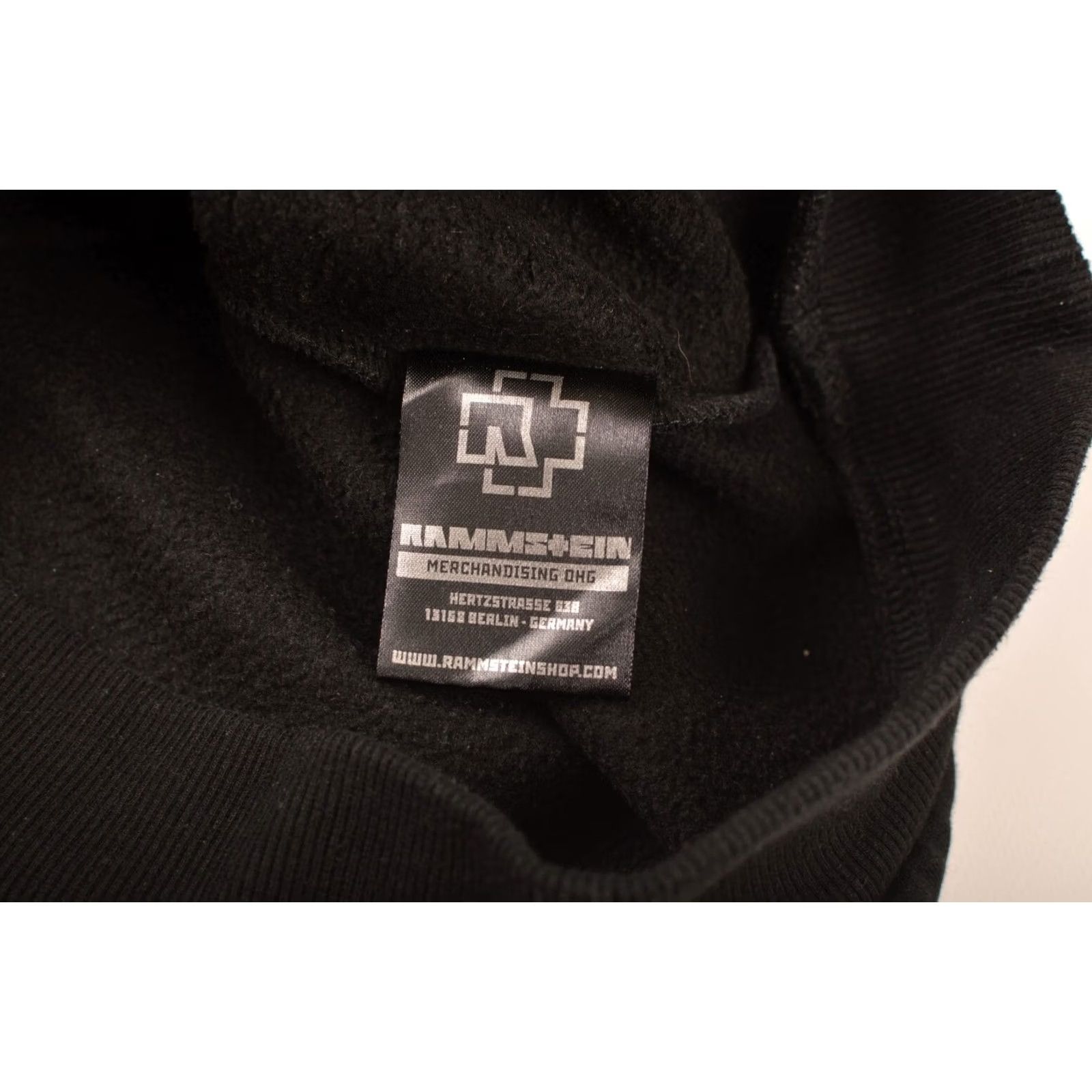 Vintage VINTAGE Rammstein Mein Herz Brennt Pullover Hoodie Hoody Size S Black Mens Size US S / EU 44-46 / 1 - 5 Thumbnail