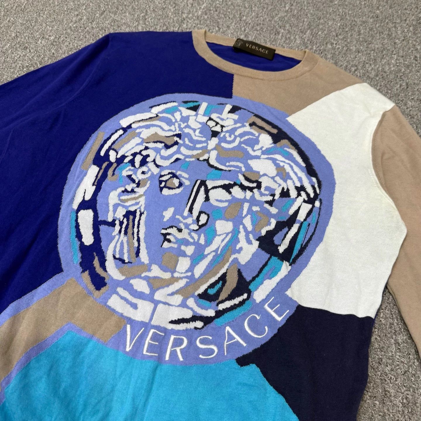 Versace Versace colorblock Medusa intarsia long sleeve knit Size US M / EU 48-50 / 2 - 3 Thumbnail