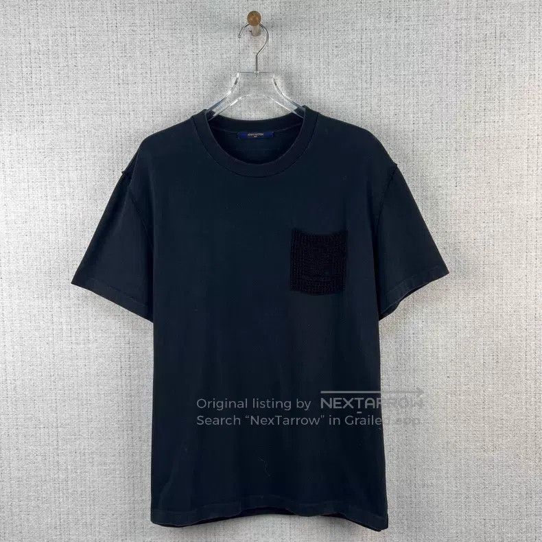 Louis Vuitton Louis Vuitton Solid color cutout logo pocket round neck sh Size US XXL / EU 58 / 5 - 1 Thumbnail