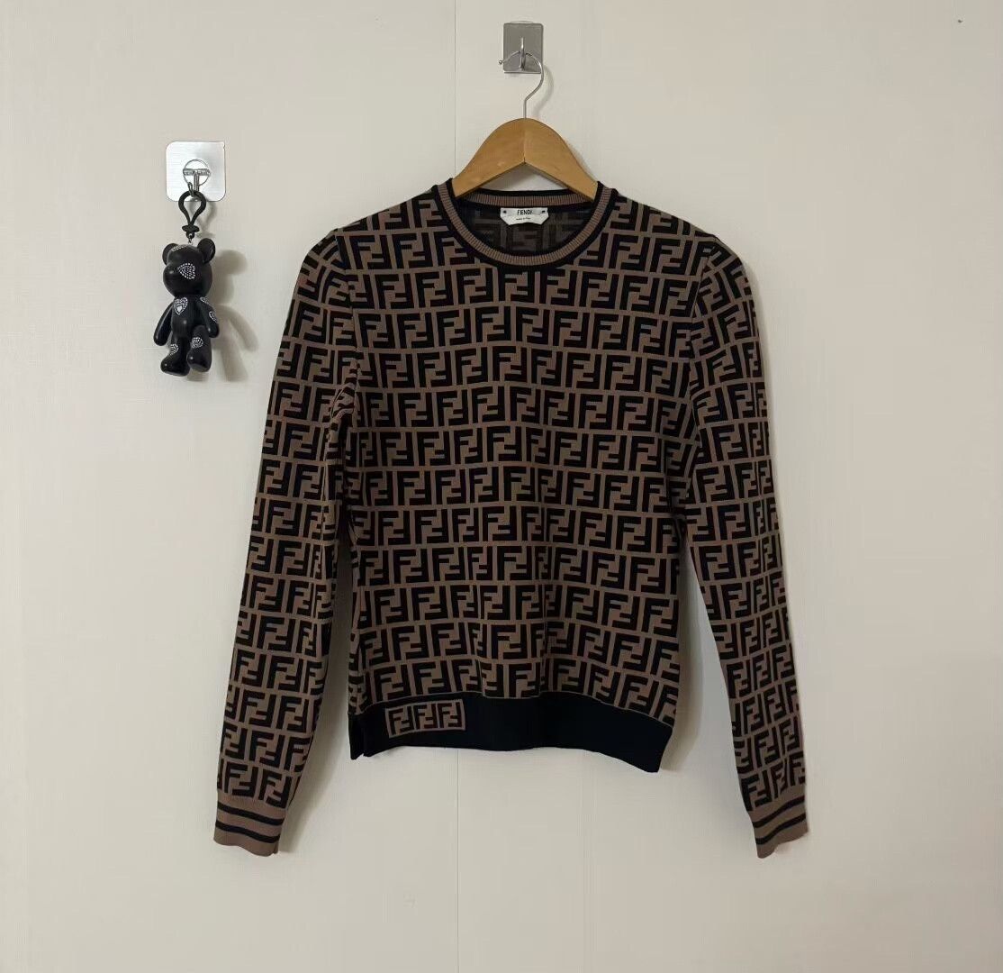 Fendi Fendi Brown Monogram Long Sleeve Sweater Size M / US 6-8 / IT 42-44 - 1 Thumbnail