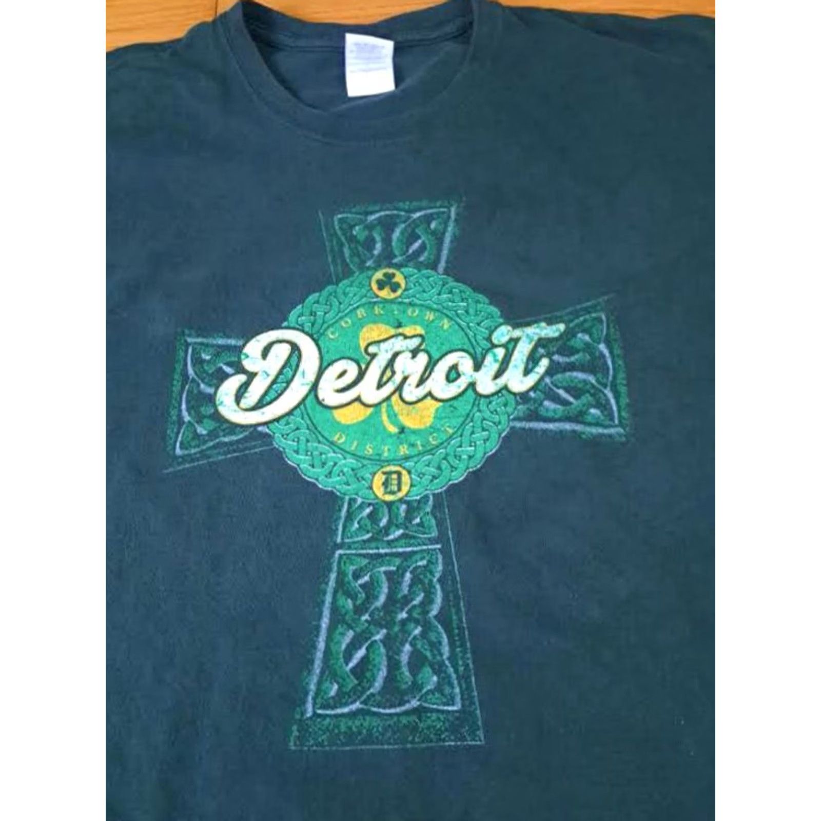 Gildan VINTAGE Detroit T-Shirt Gildan Green XL Cotton Printed Crew Neck Short Sleeve Men US Cities Size US XL / EU 56 / 4 - 2 Thumbnail
