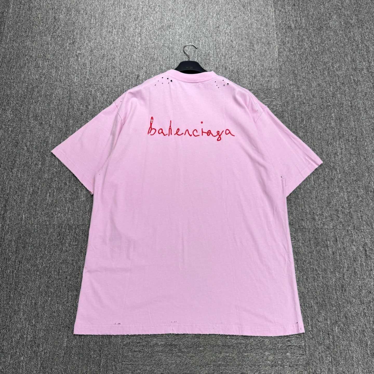 Balenciaga Balenciaga Heart Short-Sleeve T-Shirt L Size US L / EU 52-54 / 3 - 6 Thumbnail