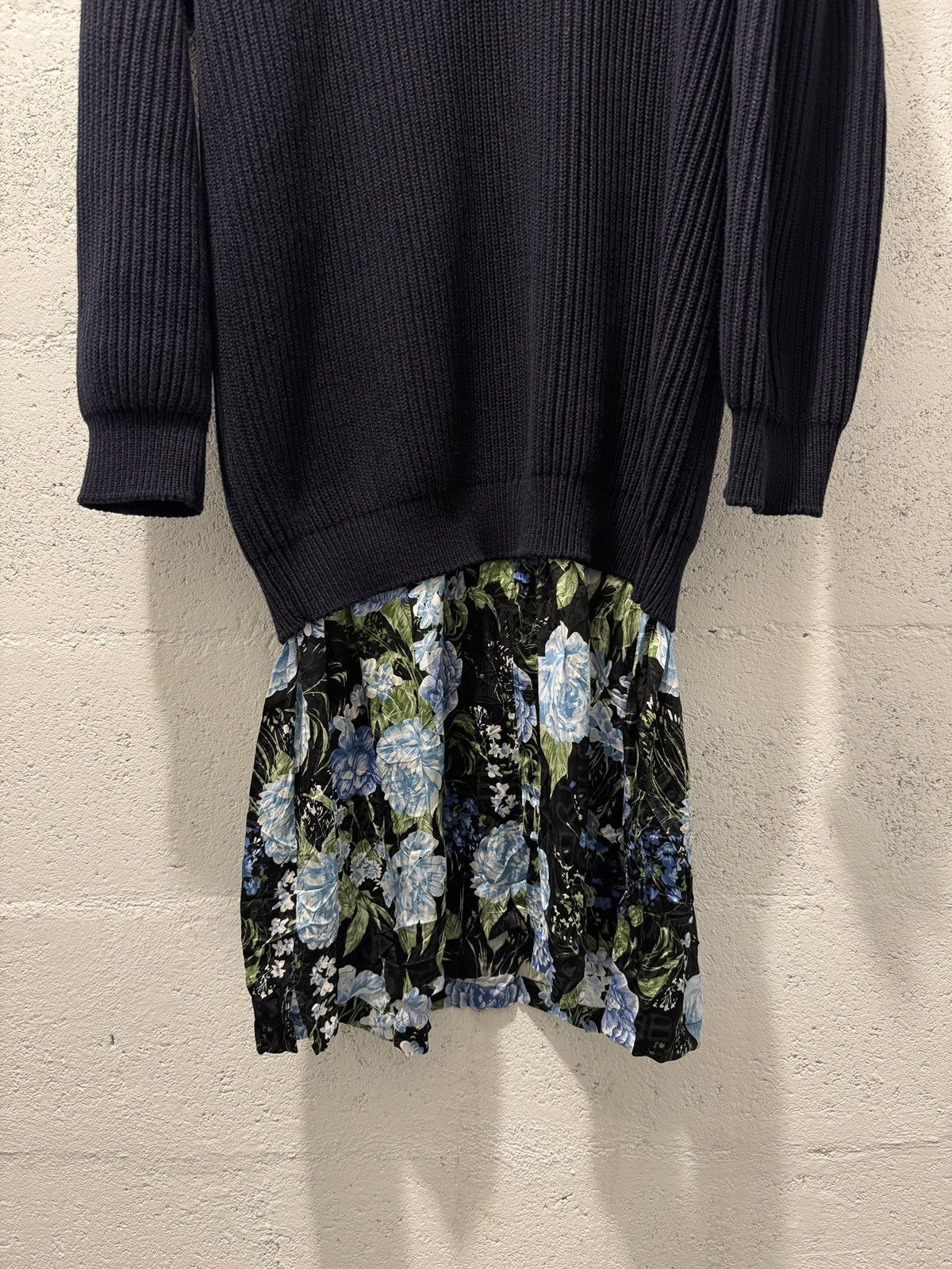Balenciaga *RARE* BALENCIAGA DEMNA OVERSIZED LAYERED TROMPE OEIL FLORAL Size L / US 10 / IT 46 - 7 Thumbnail