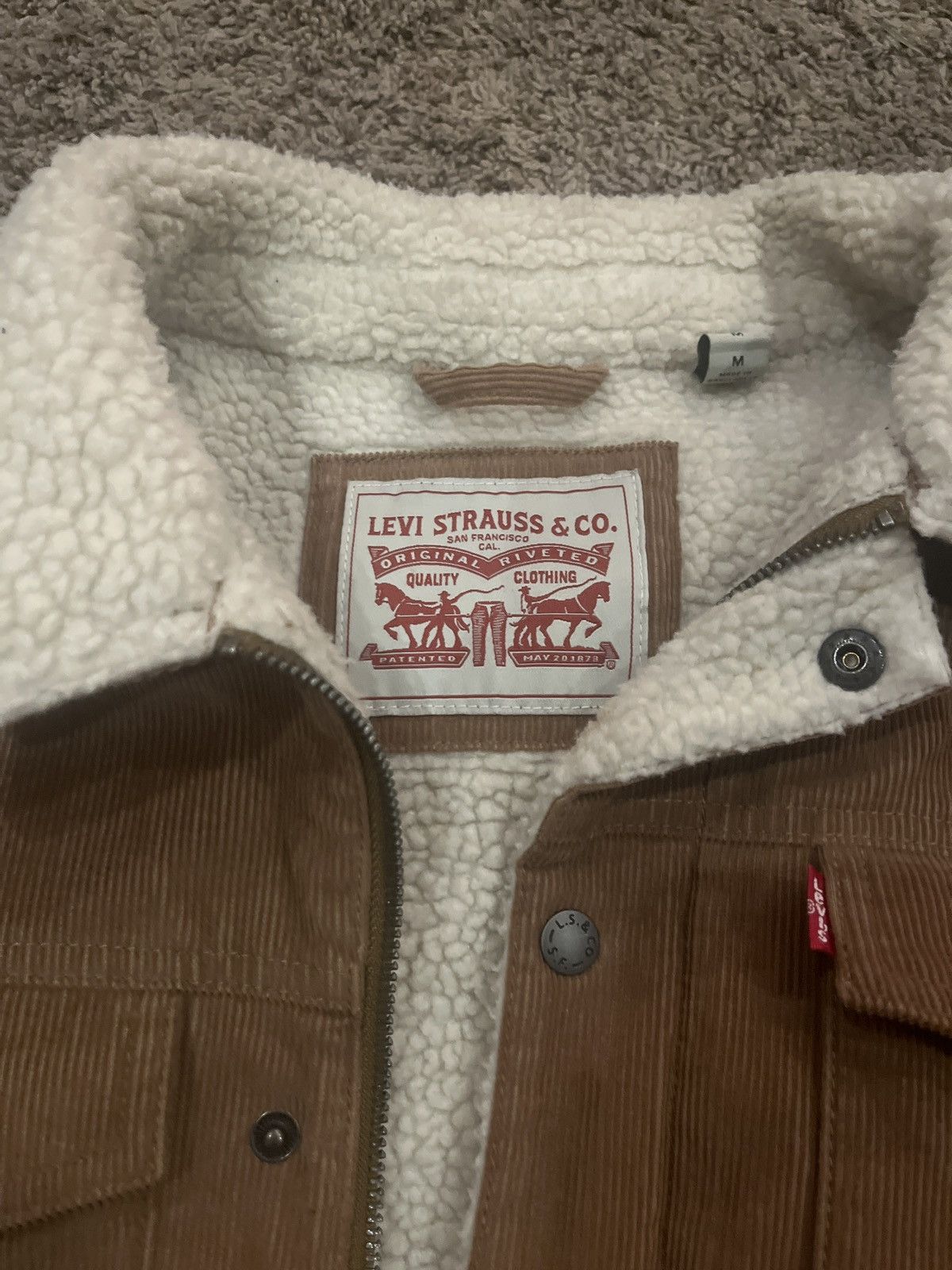 Levi's Levi’s Mens Beige Sherpa Trucker Jacket Size US M / EU 48-50 / 2 - 5 Thumbnail