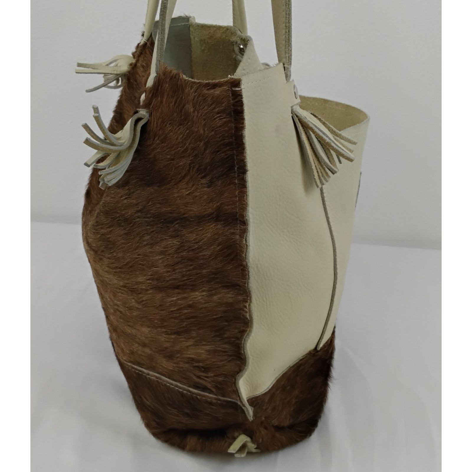 Other Two Fillies Antelope Hide Classic Tote Bag White/Brown Hair Size ONE SIZE - 13 Thumbnail