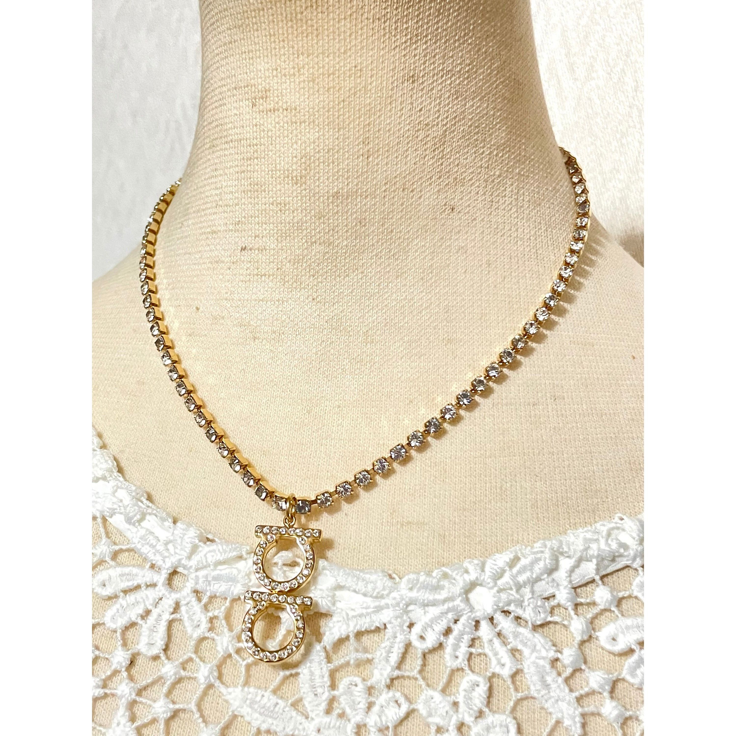 Salvatore Ferragamo MINT. Vintage Salvatore Ferragamo crystal gancini necklace. Size ONE SIZE - 8 Thumbnail