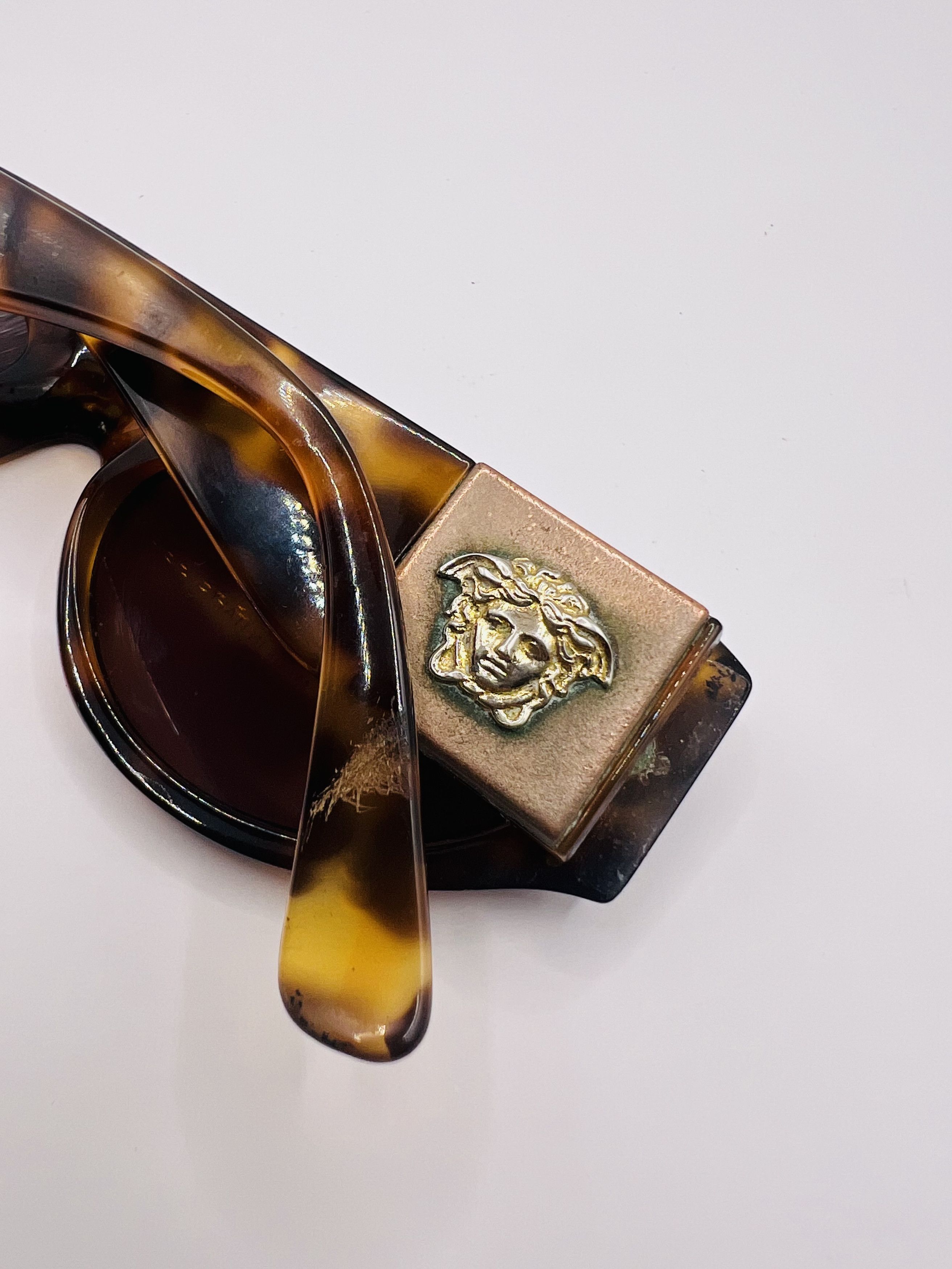Versace Gianni Versace vintage sunglasses Size ONE SIZE - 6 Thumbnail