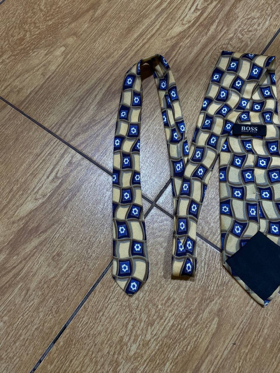 Hugo Boss Tie Vintage Hugo Boss One size luxury Y2K streetwear Size ONE SIZE - 7 Thumbnail