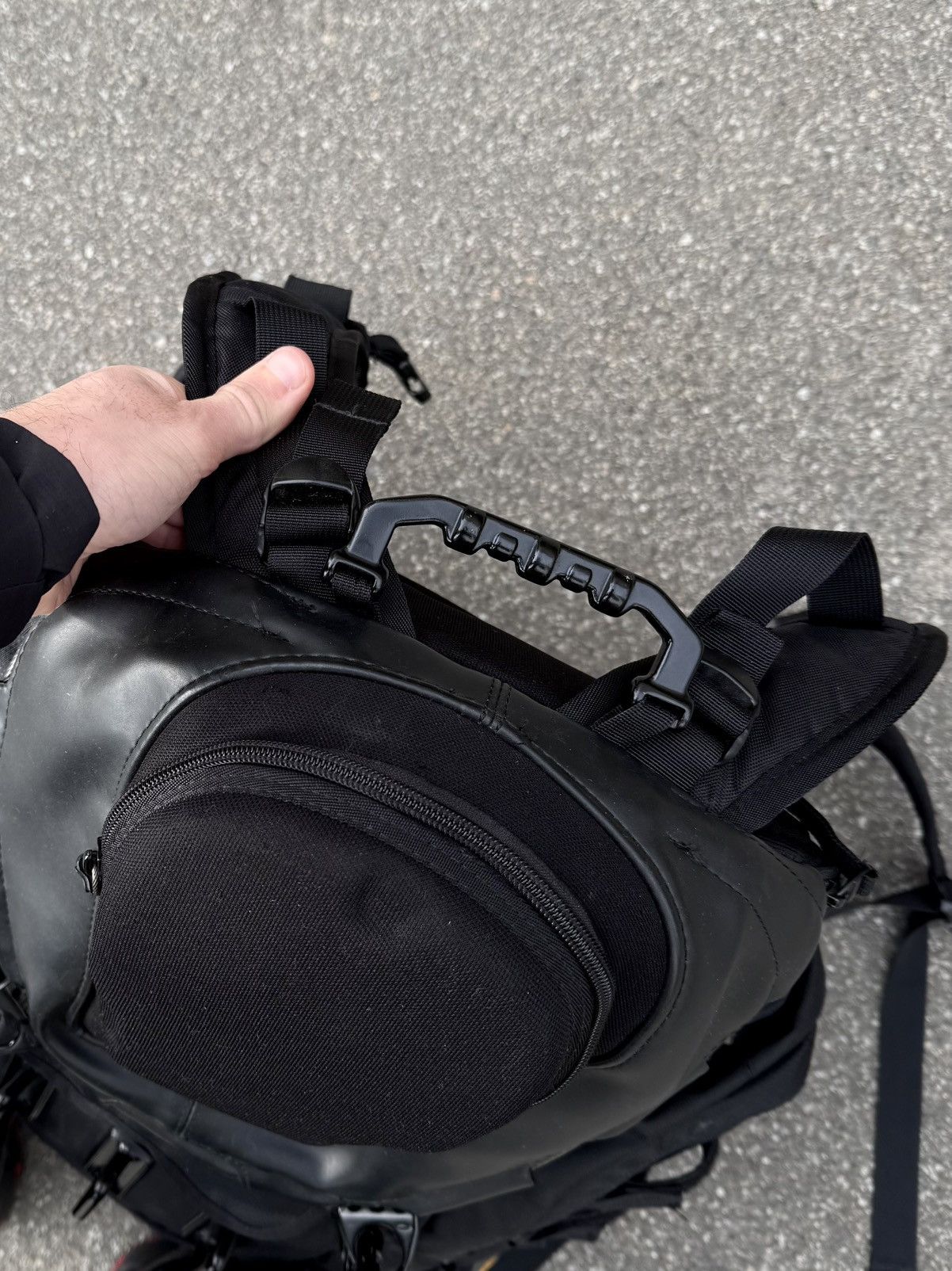 Oakley Oakley Y2K Kitchen Sink Rare Tactical Backpack Gear Bag Size ONE SIZE - 16 Thumbnail