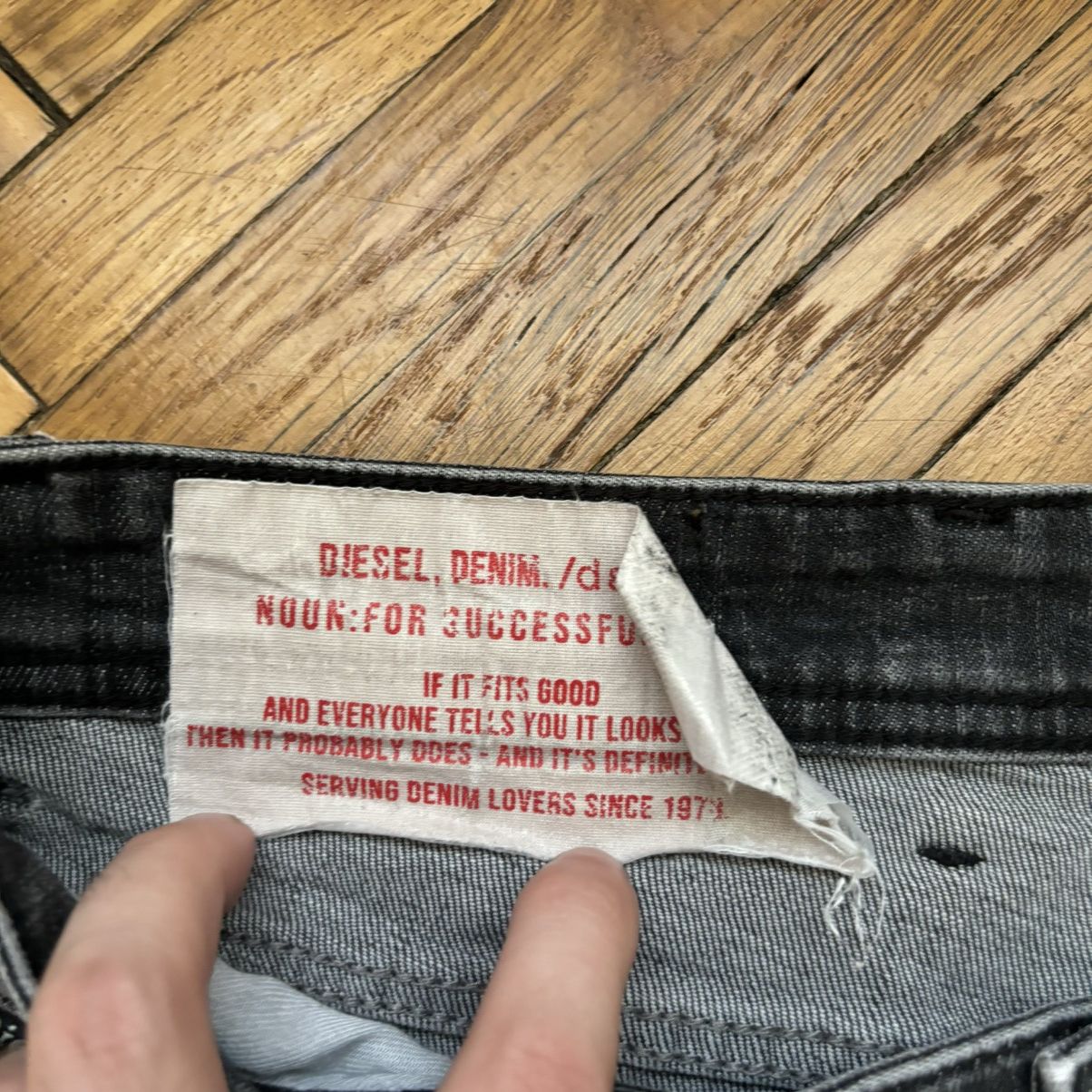 Diesel × Diesel Black Gold Distressed Diesel Denim Jeans Made in Italy Size US 34 / EU 50 - 8 Thumbnail