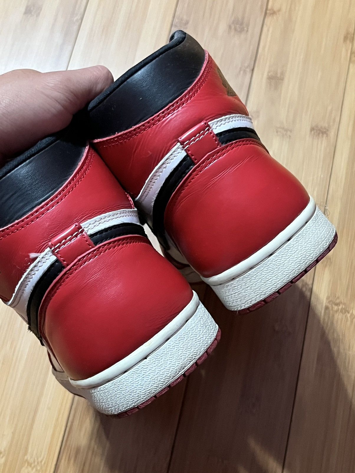 Jordan Brand LAST PRICE DROP 1994 Air Jordan 1 “Chicago” Size US 7.5 / EU 40-41 - 6 Thumbnail