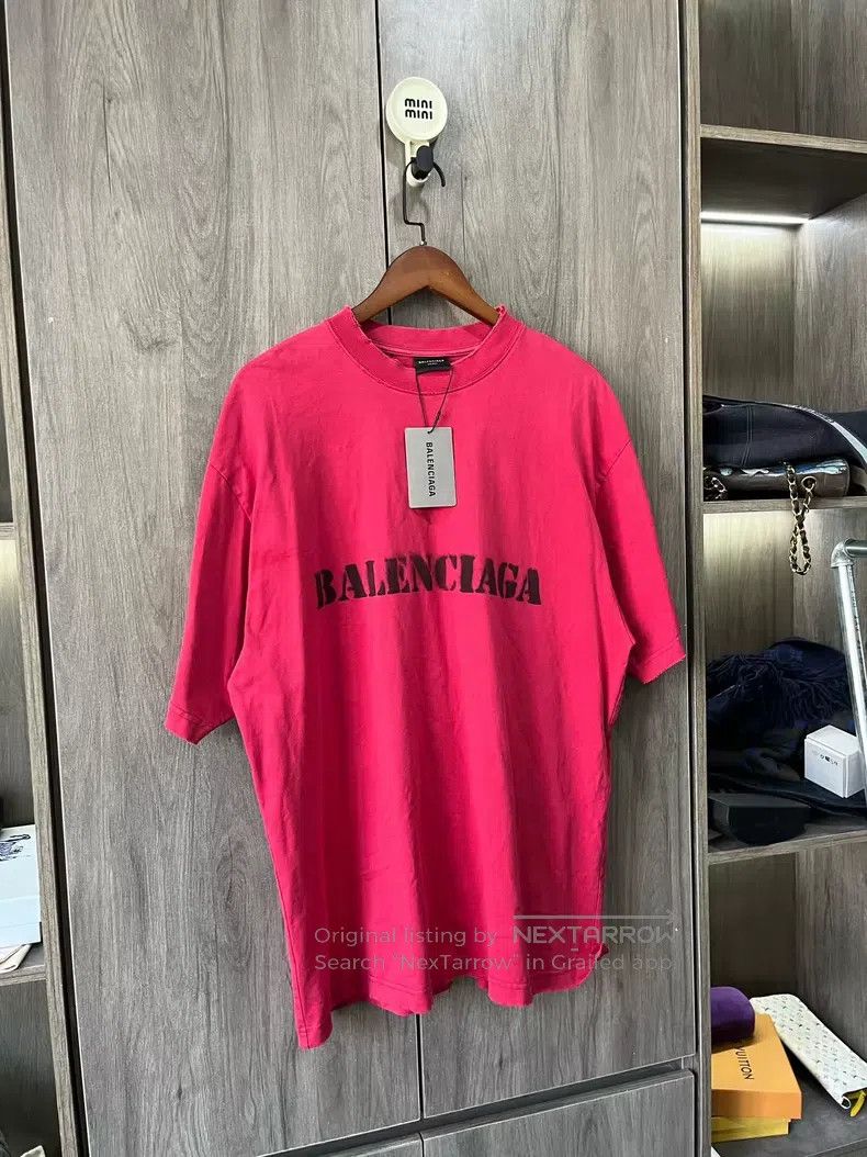 Balenciaga Balenciaga Spray Paint Logo Short Sleeve Size US M / EU 48-50 / 2 - 4 Thumbnail