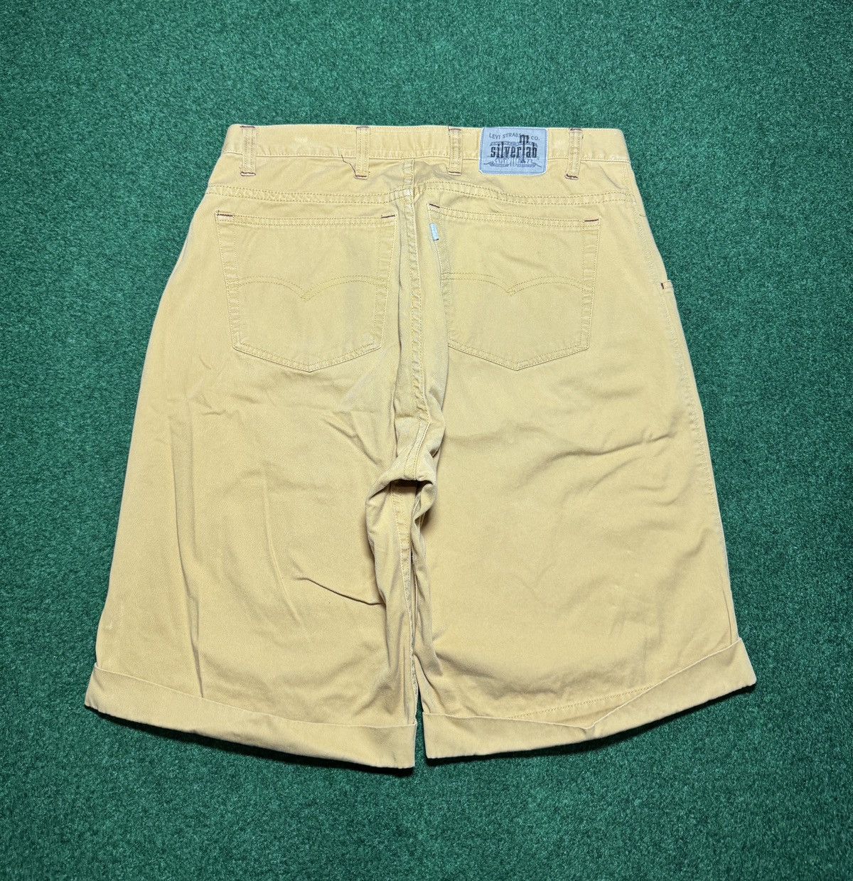 Vtg 90s Levi’s Silvertab Baggy Yellow Skater Grunge Shorts