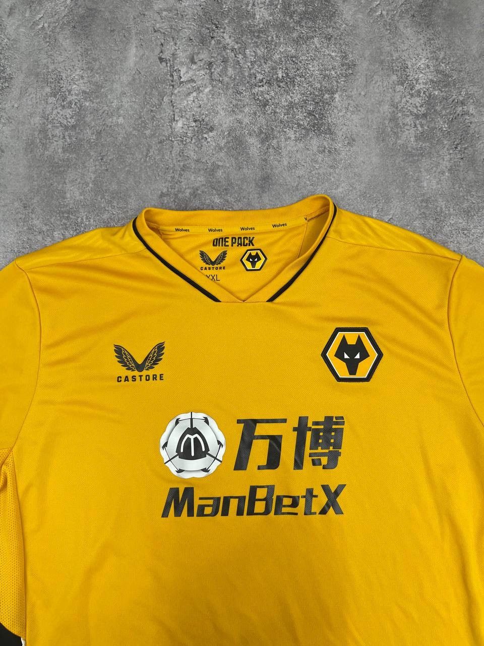 Castore Castore Wolverhampton Wanderers Men Home Jersey 2022/23 Size US XXL / EU 58 / 5 - 2 Thumbnail