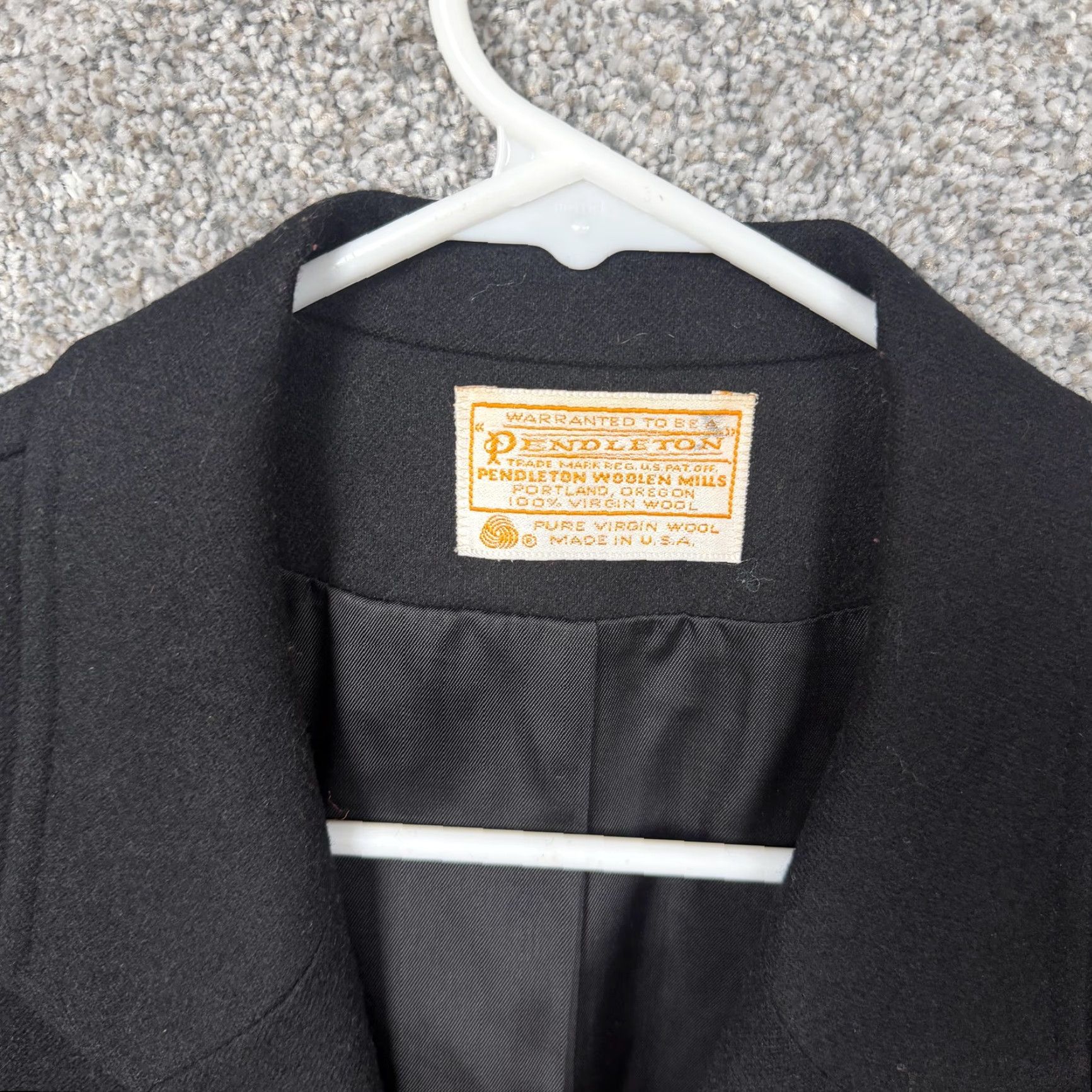 Pendleton VINTAGE Pendleton Black Wool Blazer 12 Women Single-Breasted Notch Lapel 100% Virgin Wool Office Workwear USA Men's? Size XL / US 12-14 / IT 48-50 - 4 Thumbnail