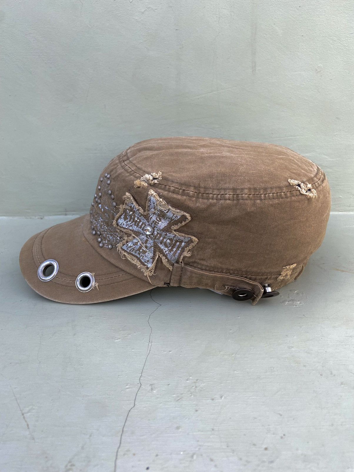 If Six Was Nine 2000s punk button studded ifsix was nine patrol hat Size ONE SIZE - 1 Thumbnail