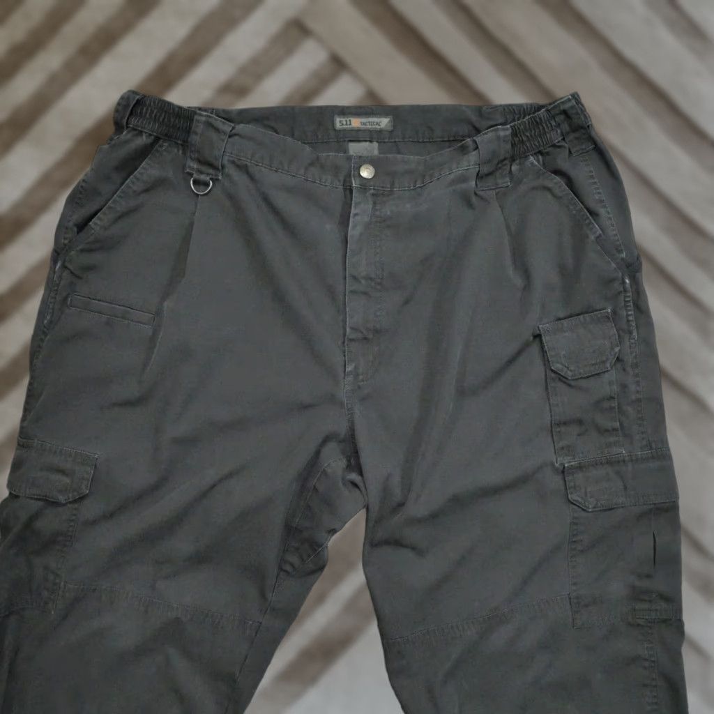 Vintage 5.11 Tactical Pants Mens 42x30 Black Workwear Ripstop Utility Double Knee Chino Pocket Army Outdoor 511 Regular Mens and Womens? Size US 42 / EU 58 - 1 Thumbnail